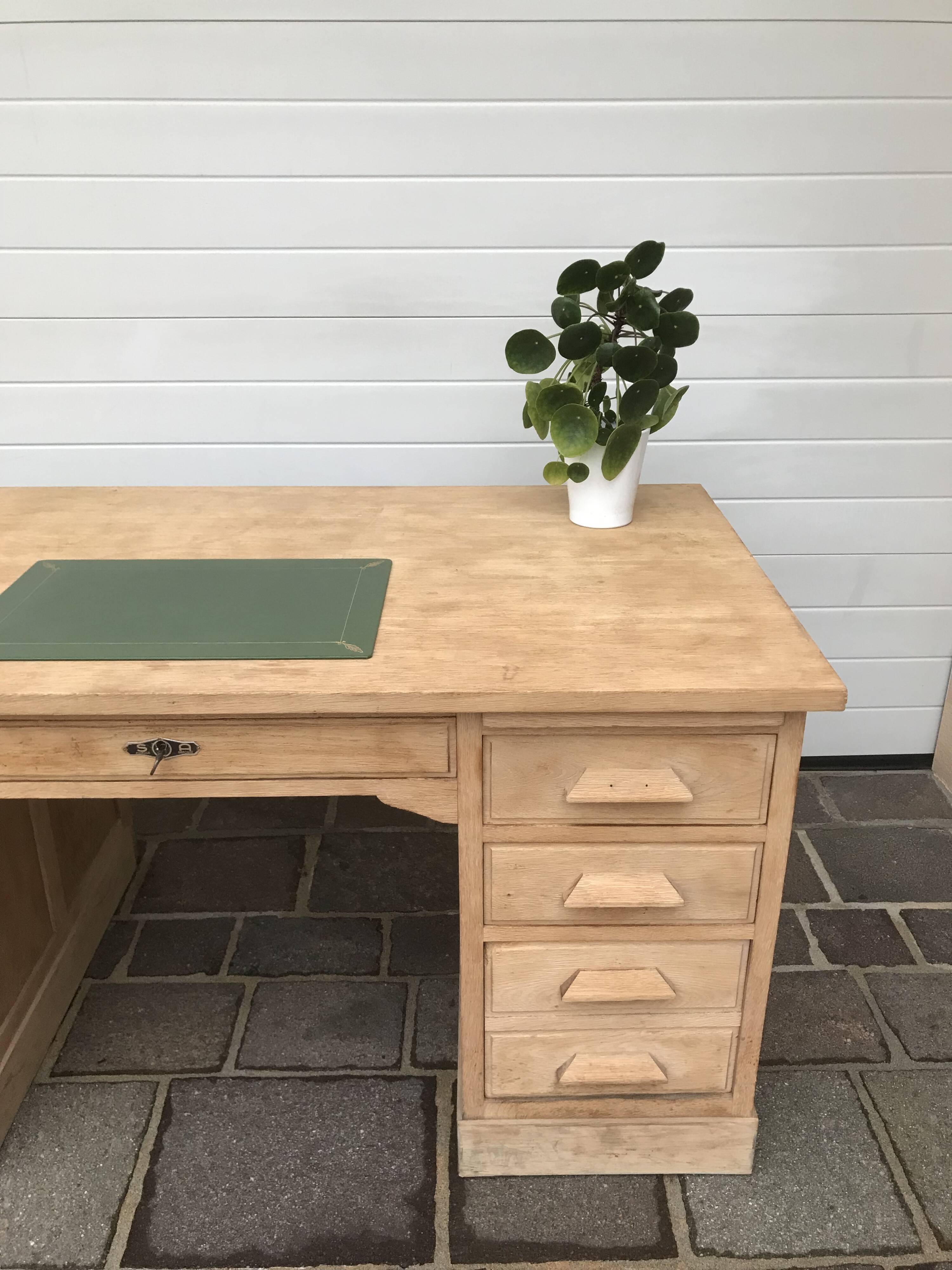 Office of "Minister"