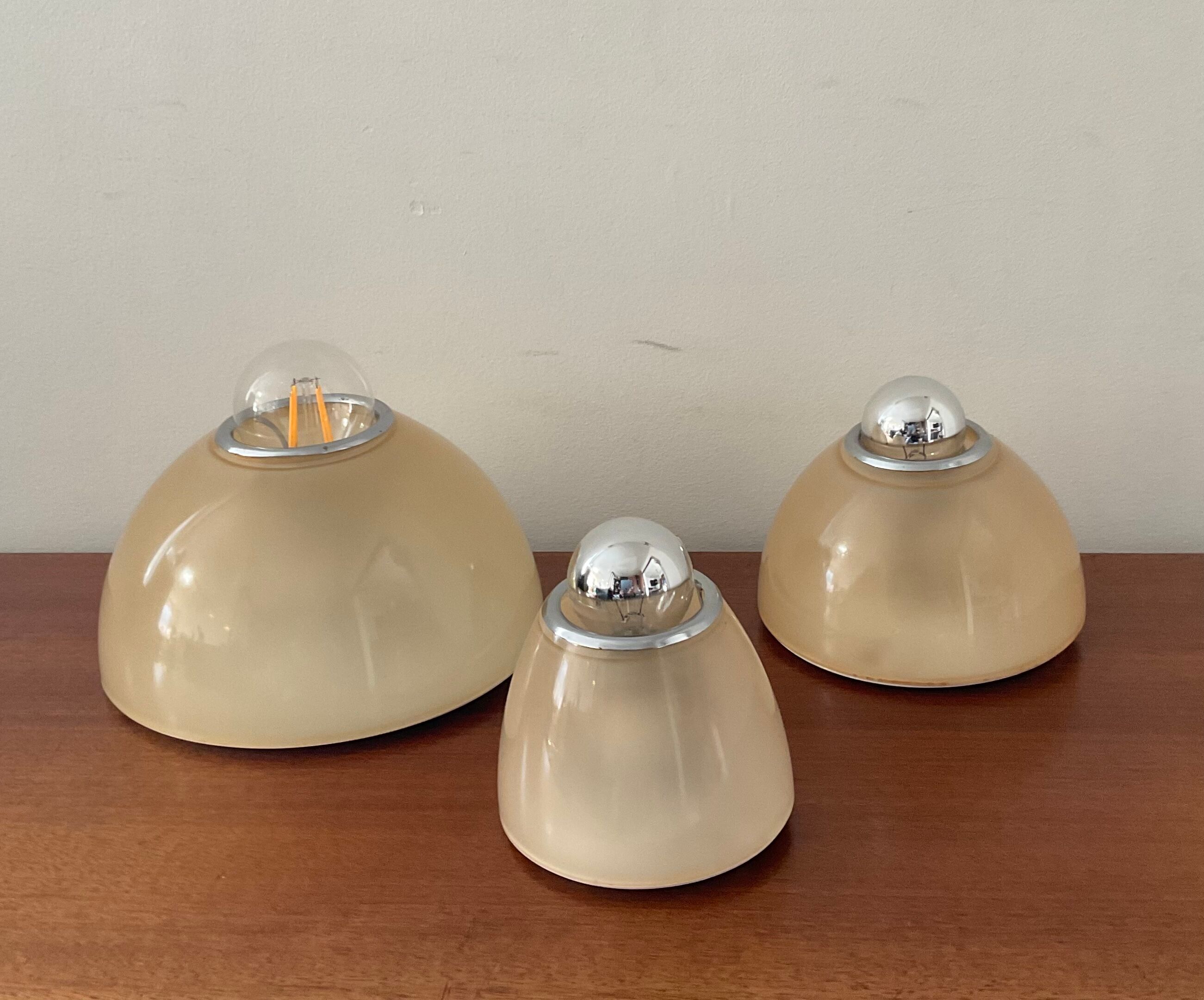 Trio de lampes Artemide Kalias et Tilos par Ernesto Gismondi