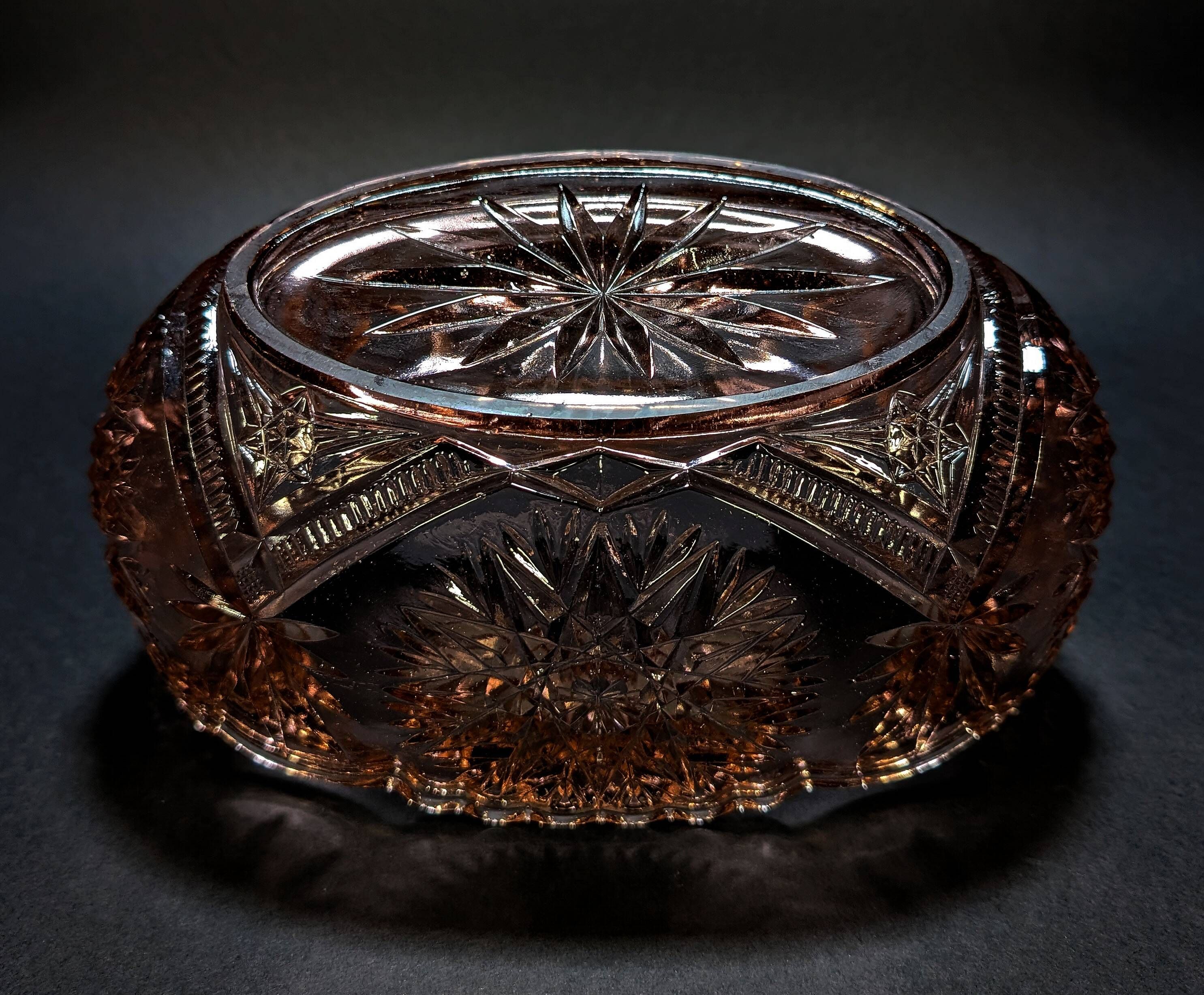 Vintage coupe in Depression Glass (Rosaline Glass)