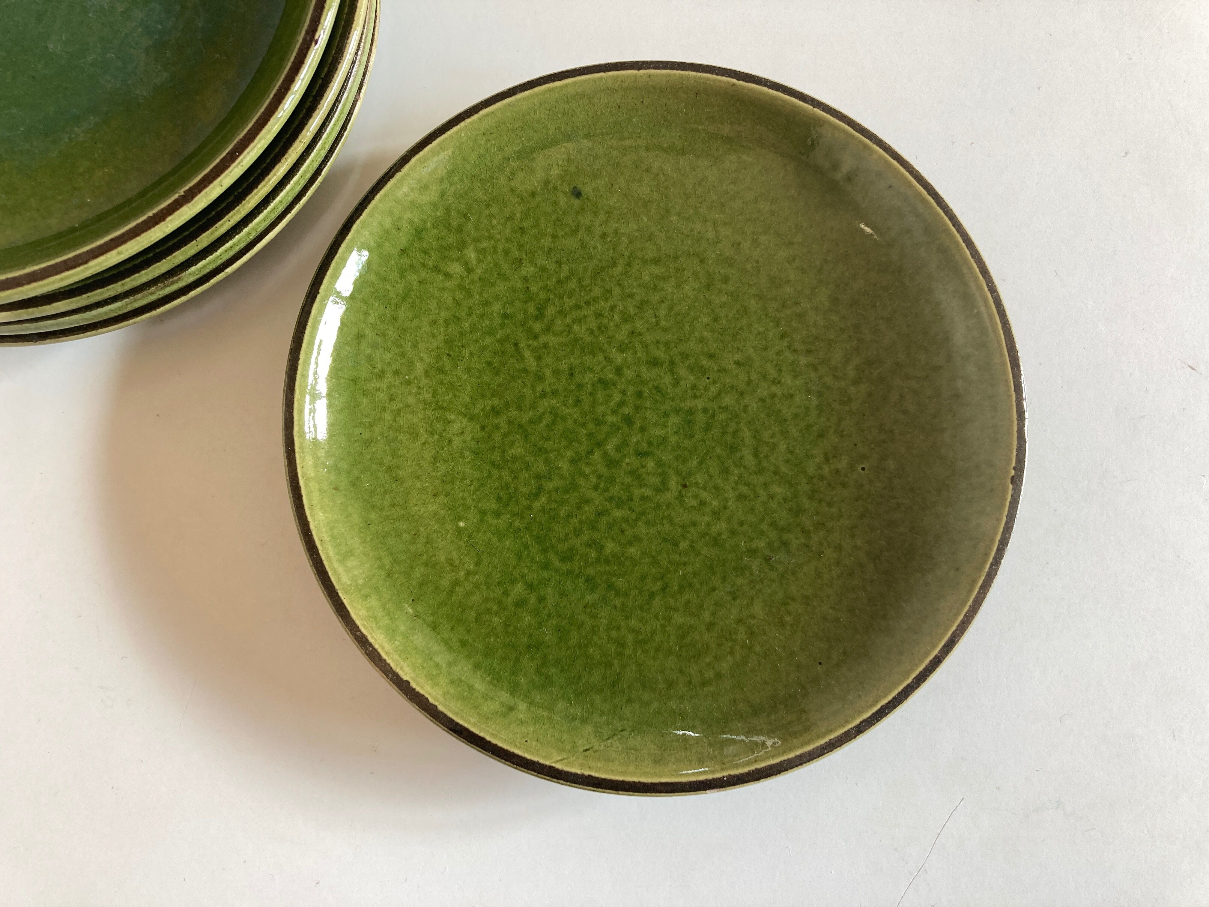Set 5 plates flat caps dessert in green glazed earth 1960