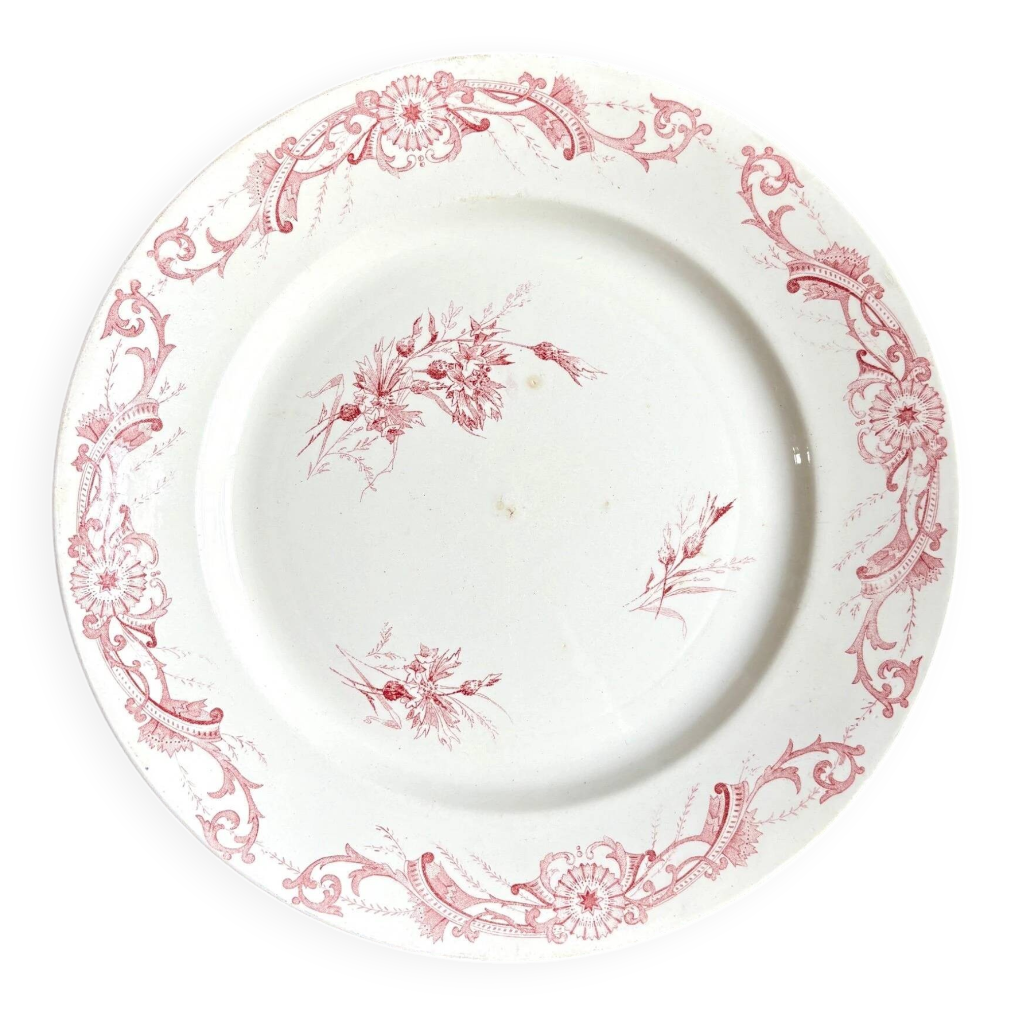 Plat rond Creil & Montereau en terre de fer rose, service "Centaurée"