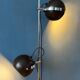 Lampadaire globe oculaire marron de style spatial du milieu du siècle