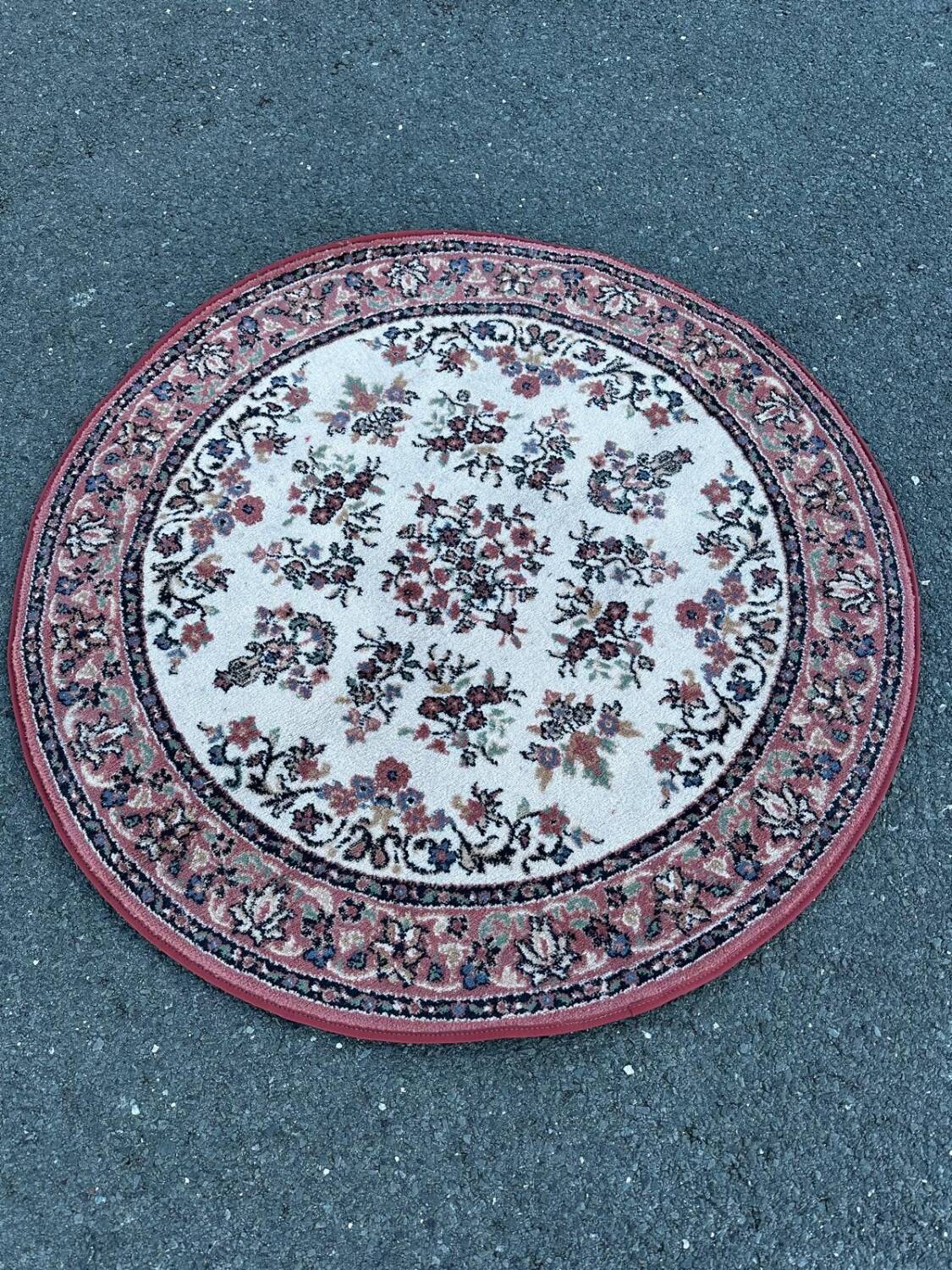 Round Oriental Rug