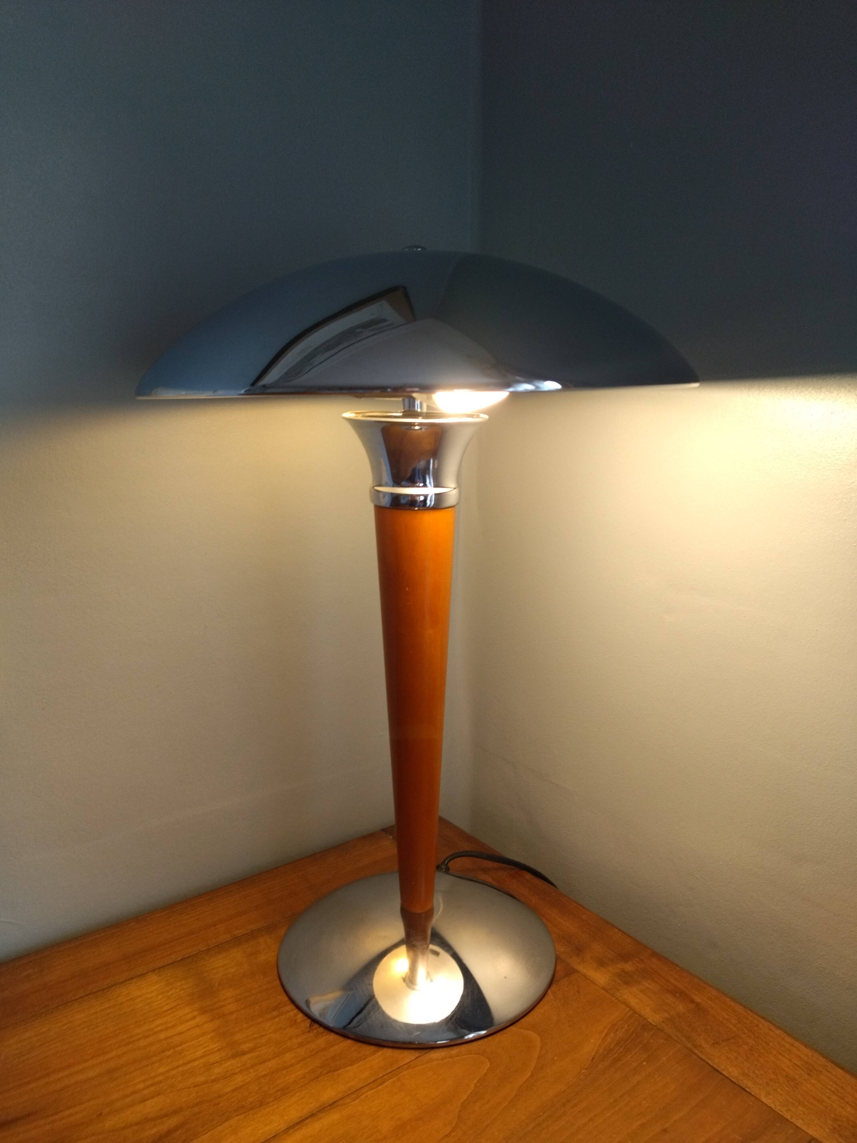 Mushroom lamp/ocean liner in chromed metal and vintage wood