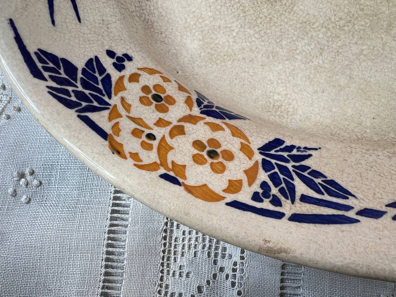 Moulin des loups art deco dish