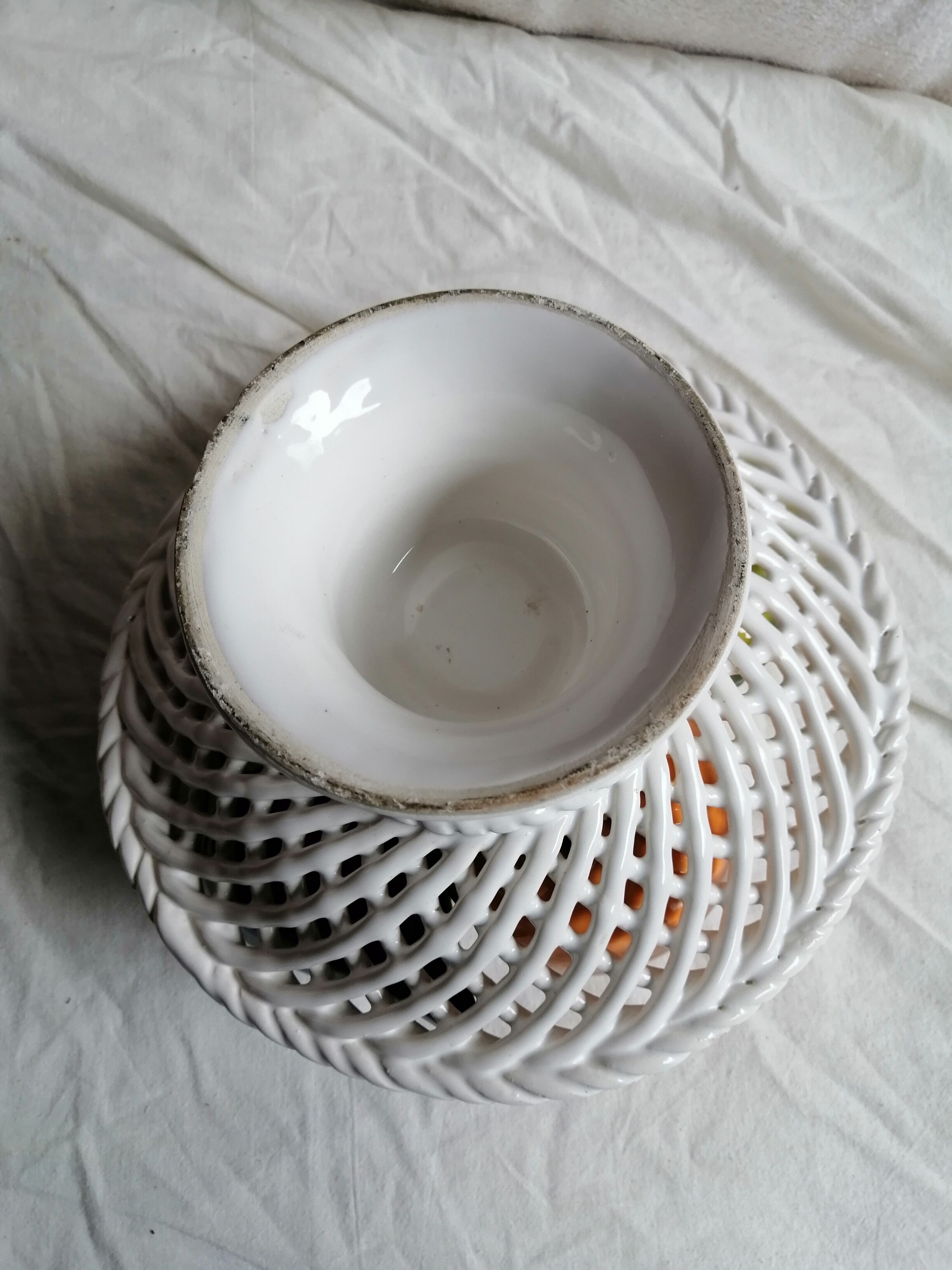 Ceramic deco fruit cup