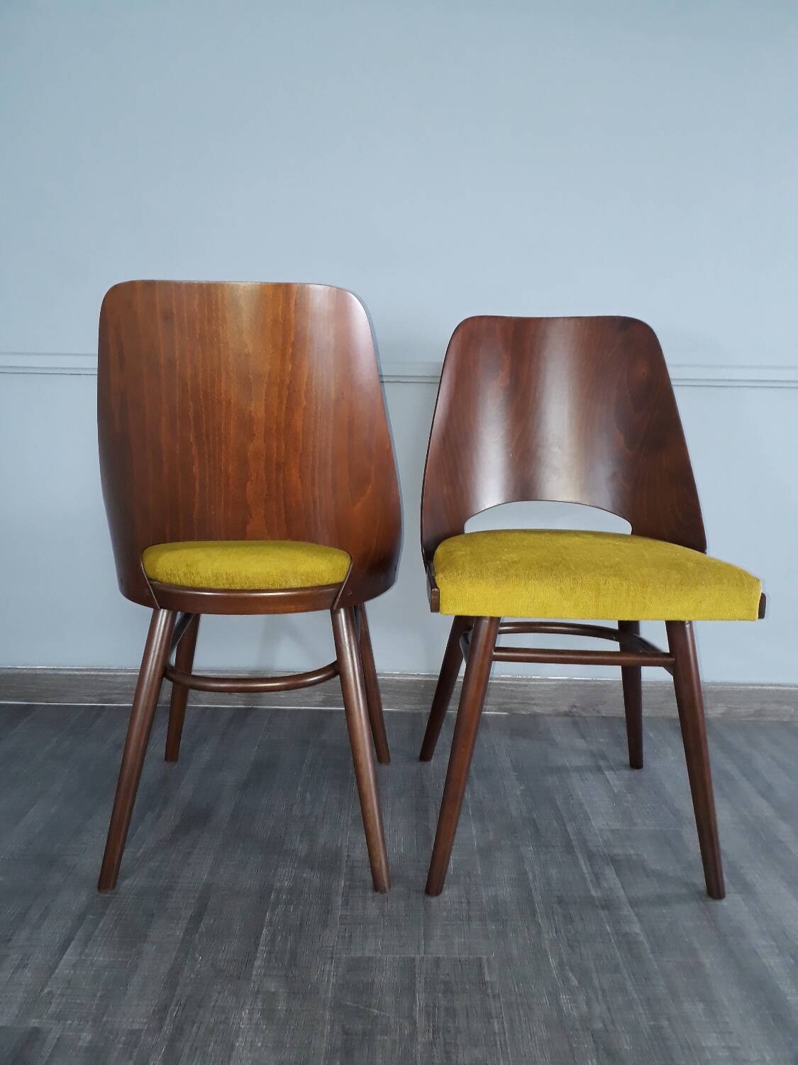 Set 4 chaises TON514 par Oswald Haerdtl, 1960s