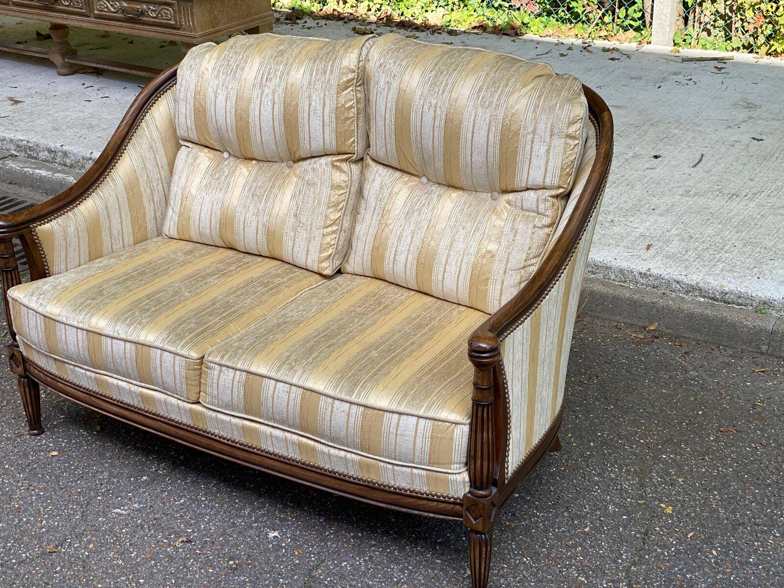 Louis XVI 2-seater sofa in golden beige fabric and curved solid wood
