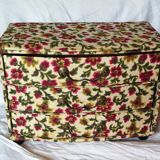 Vintage mini-chest of drawers, made of fabric to store your jewelry