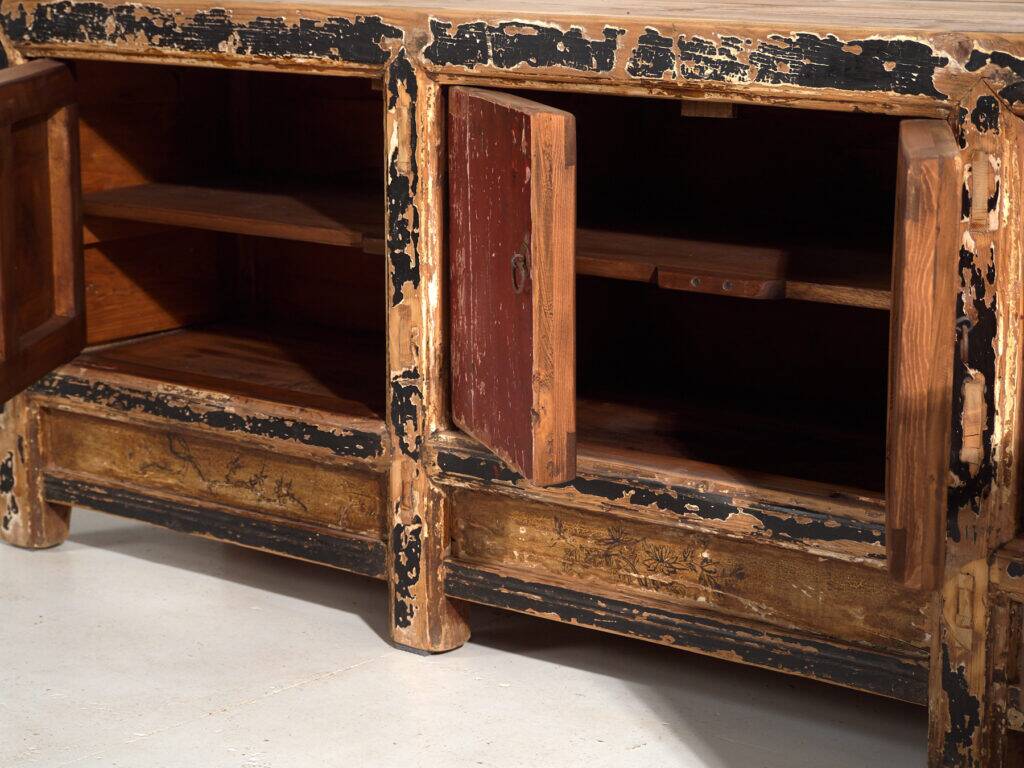 Antique buffet painted in pine wood – Shanxi, circa 1930