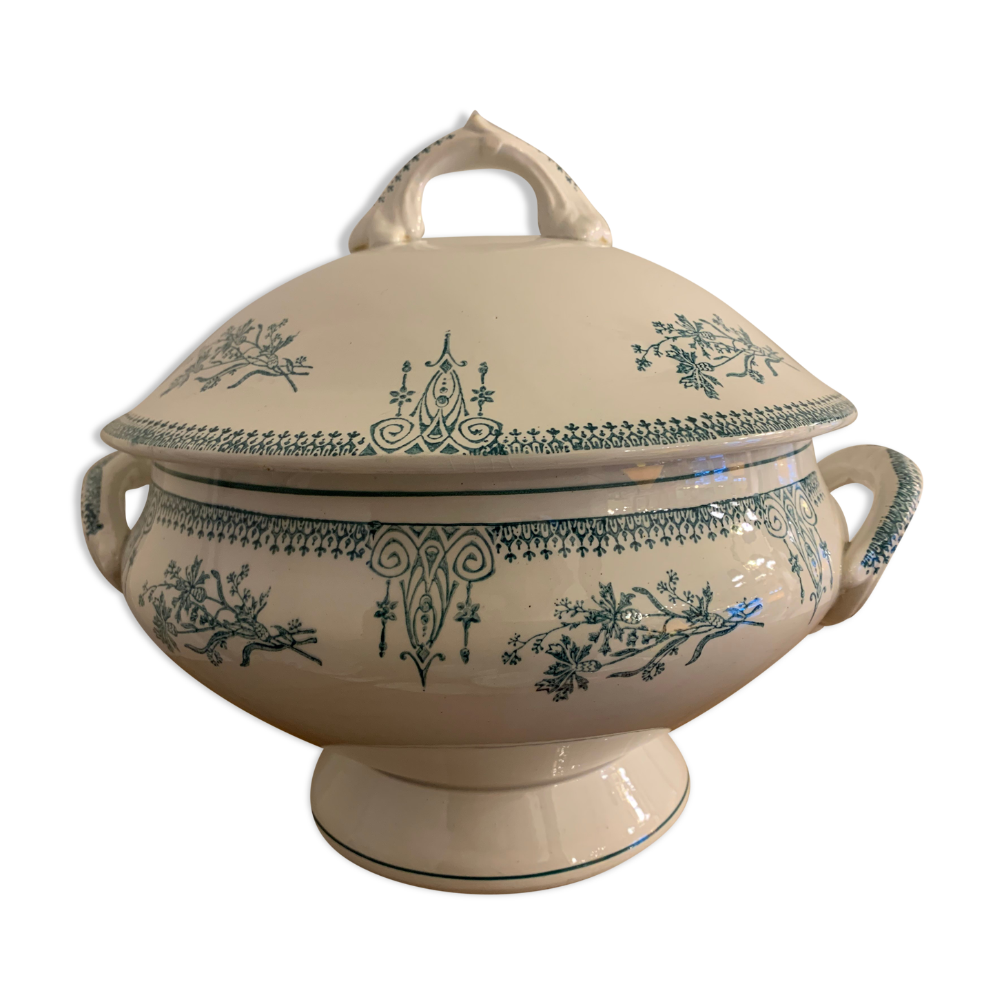 Soupière Saint Amand 1930s