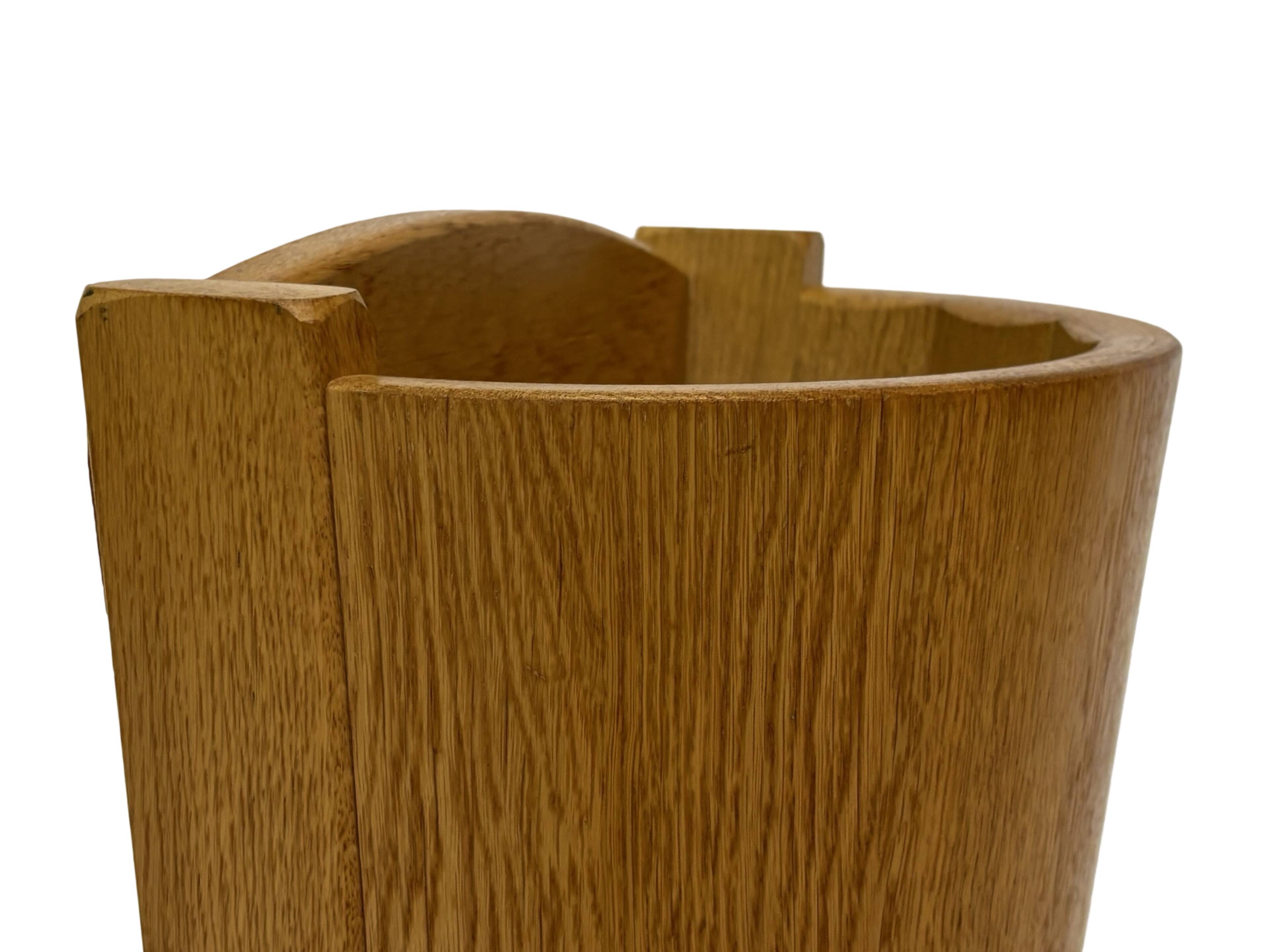 Porte-parapluie vintage en chêne, design de rangement minimaliste des années 60