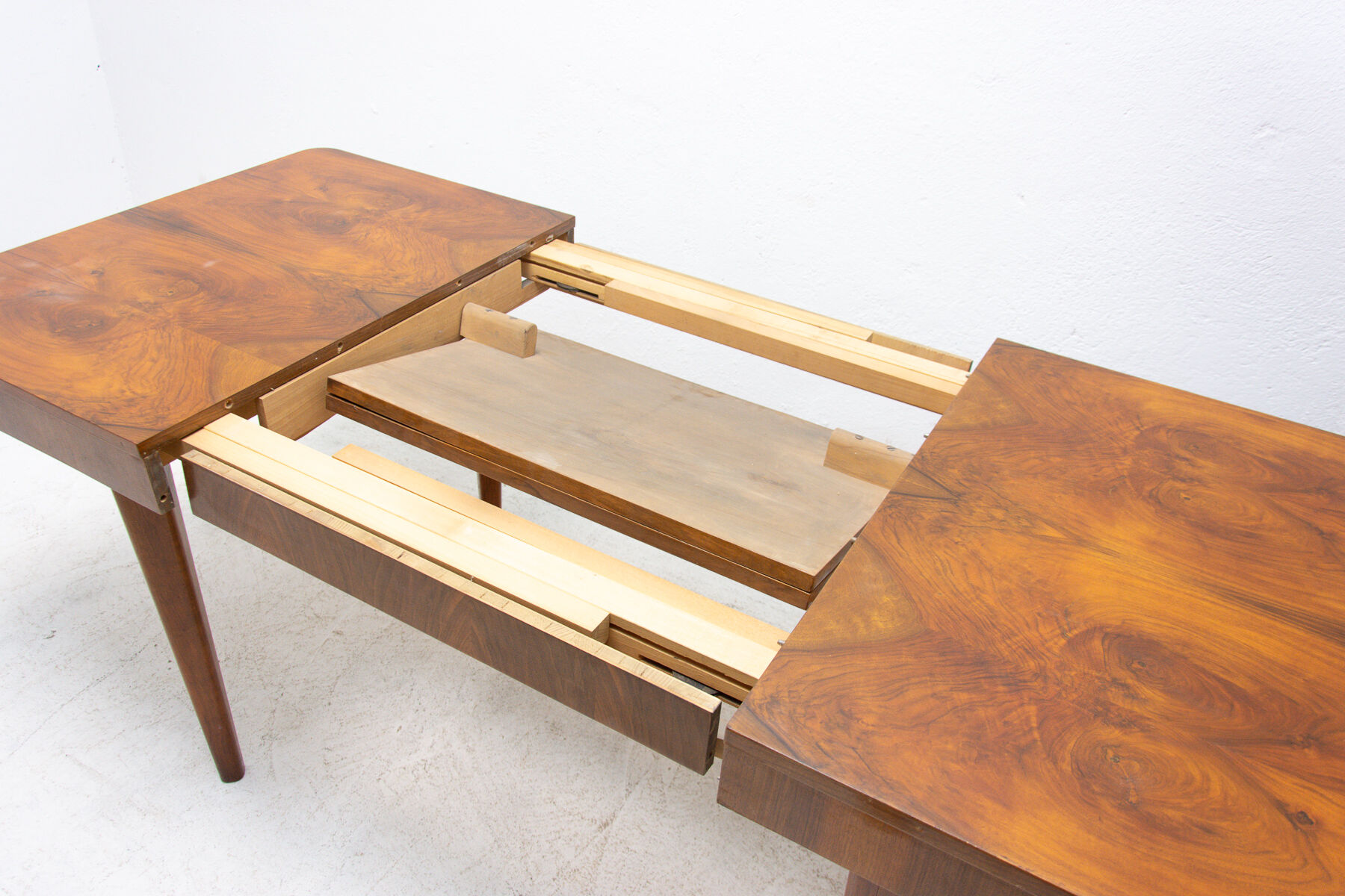 Adjustable dining table by Jindřich Halabala, 1950s