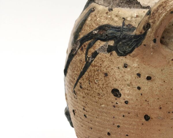 Jarre traditionnelle wabi sabi en céramique grès avec anses, 1900