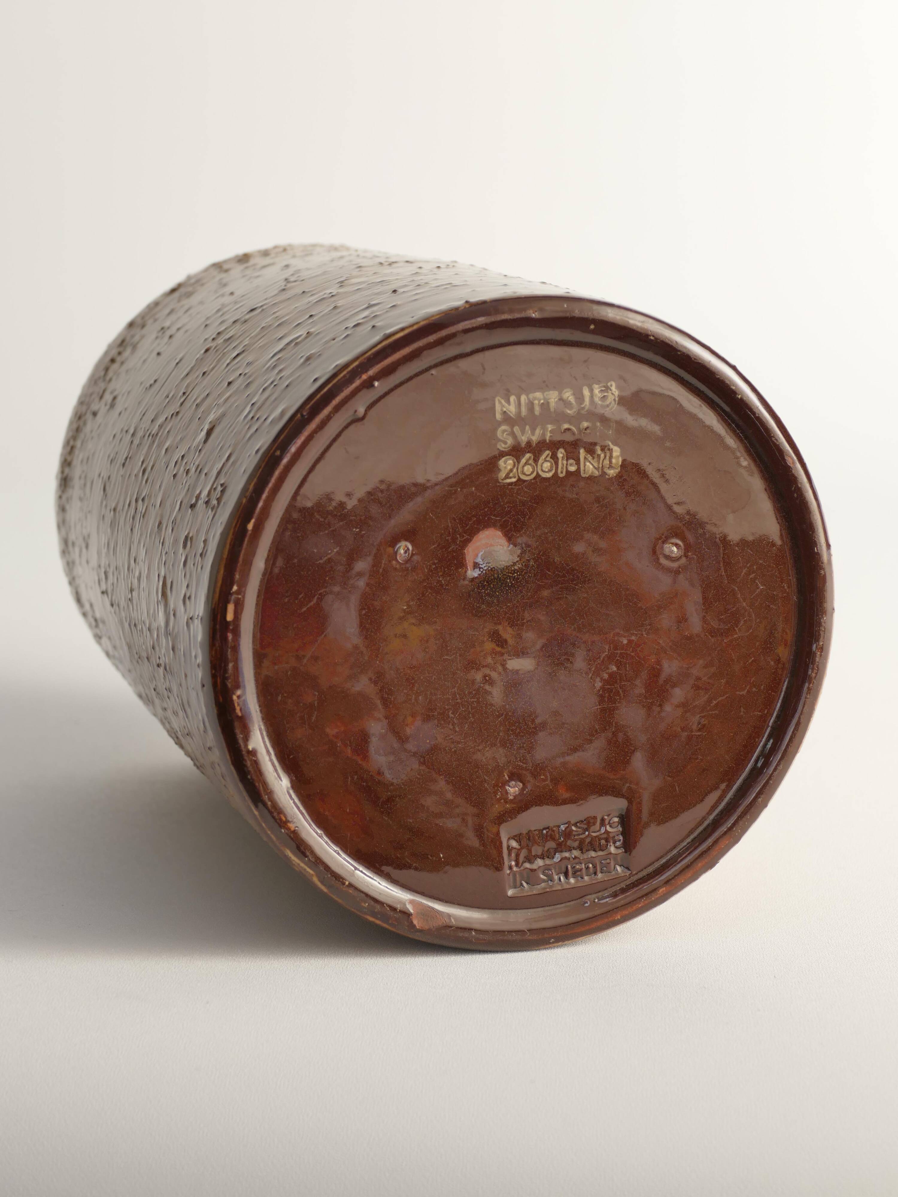 Scandinavian Modern Brown Cylindrical Vase, Jerk Werkmäster, Nittsjö Sweden 1960