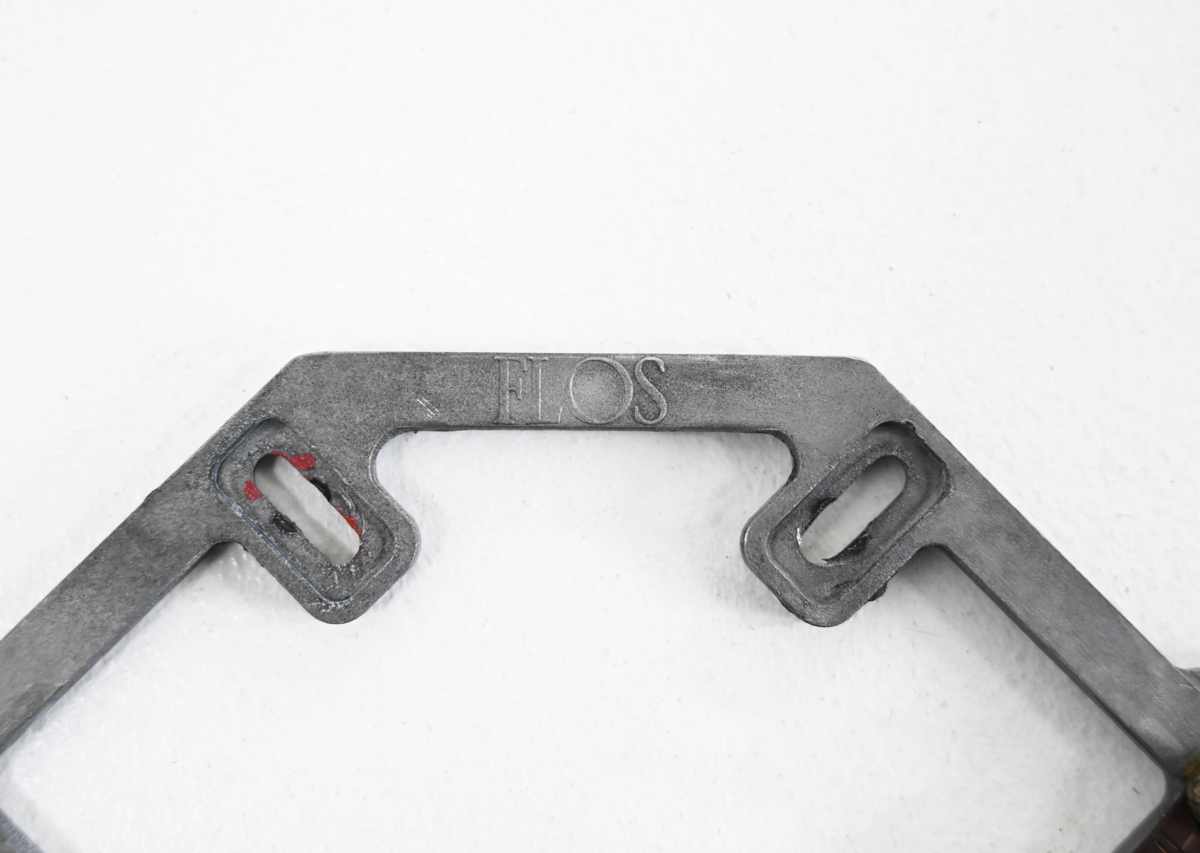 2 white "Foglio" wall lights by Tobia & Afra Scarpa for Flos, 1960s