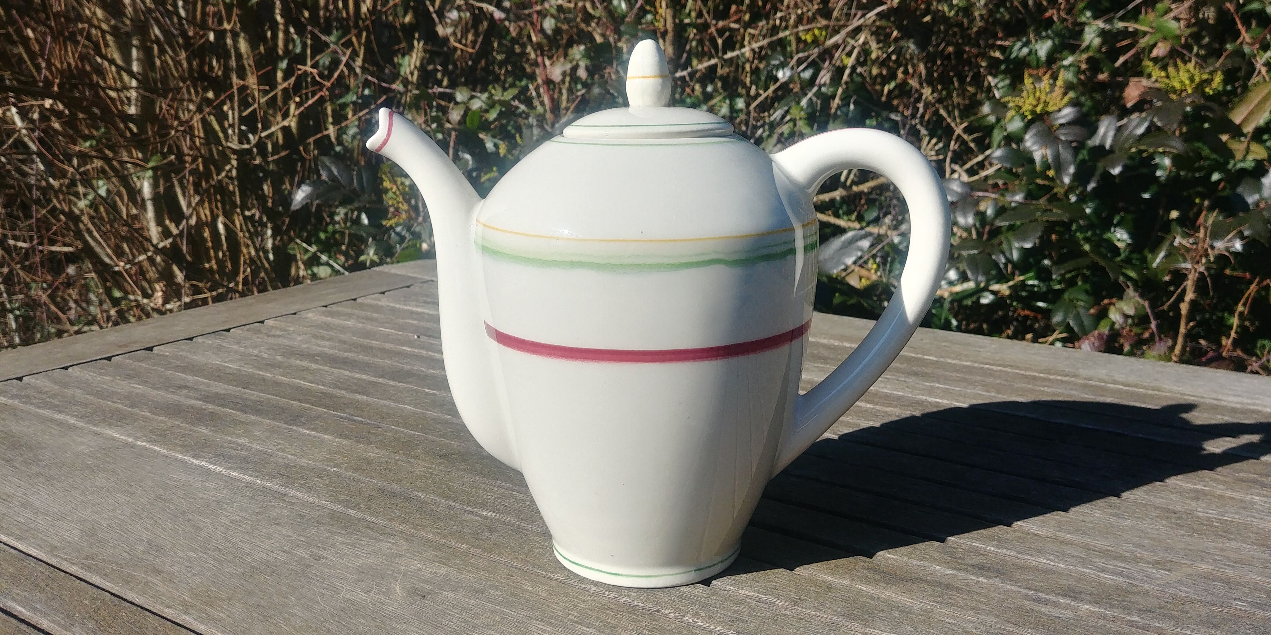 Coffee / tea maker of the faiencerie Gien porcelaine creation Primefleurs-vintage.