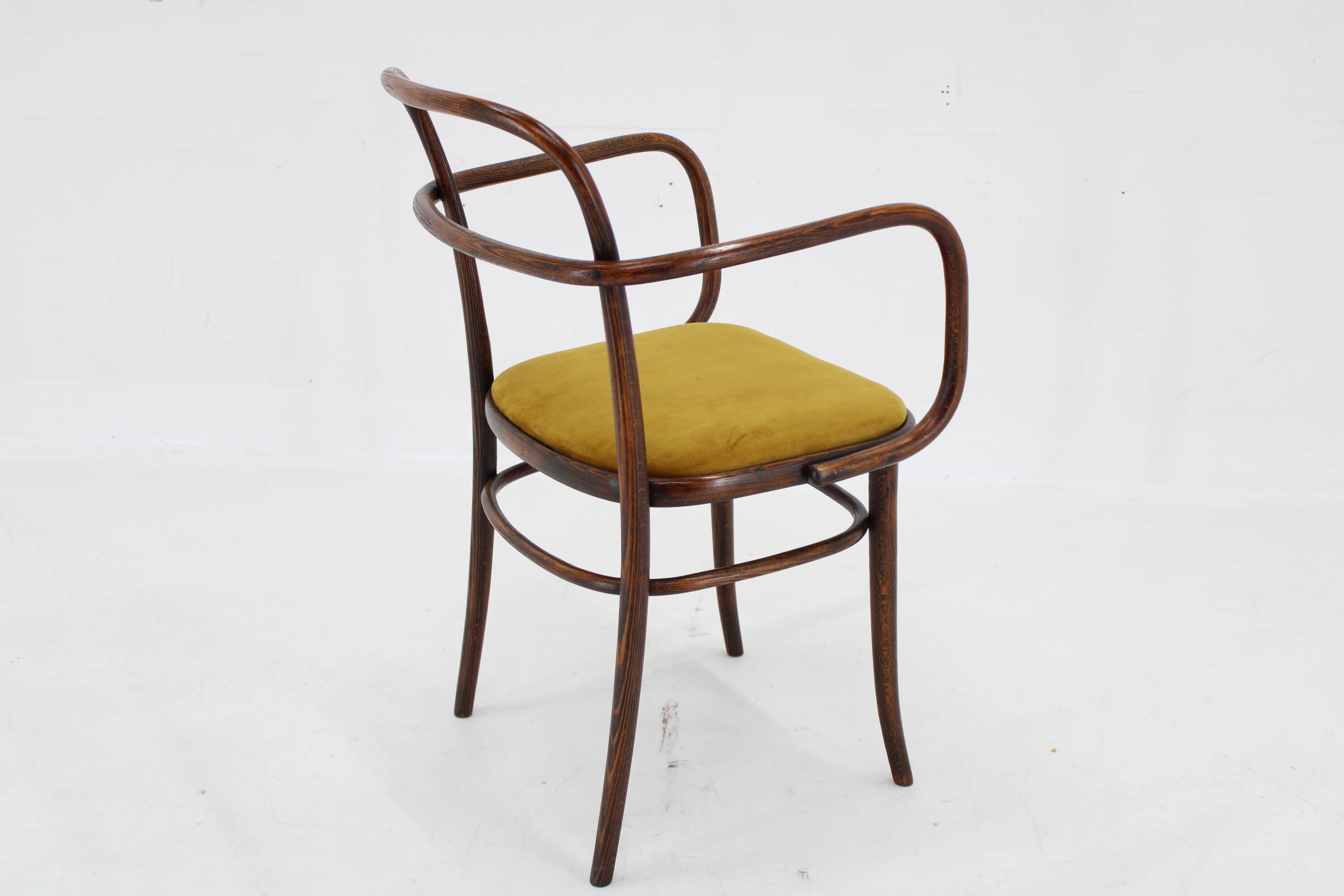 1970s Beech Bentwood Chair by Ton, Czechoslovakia
