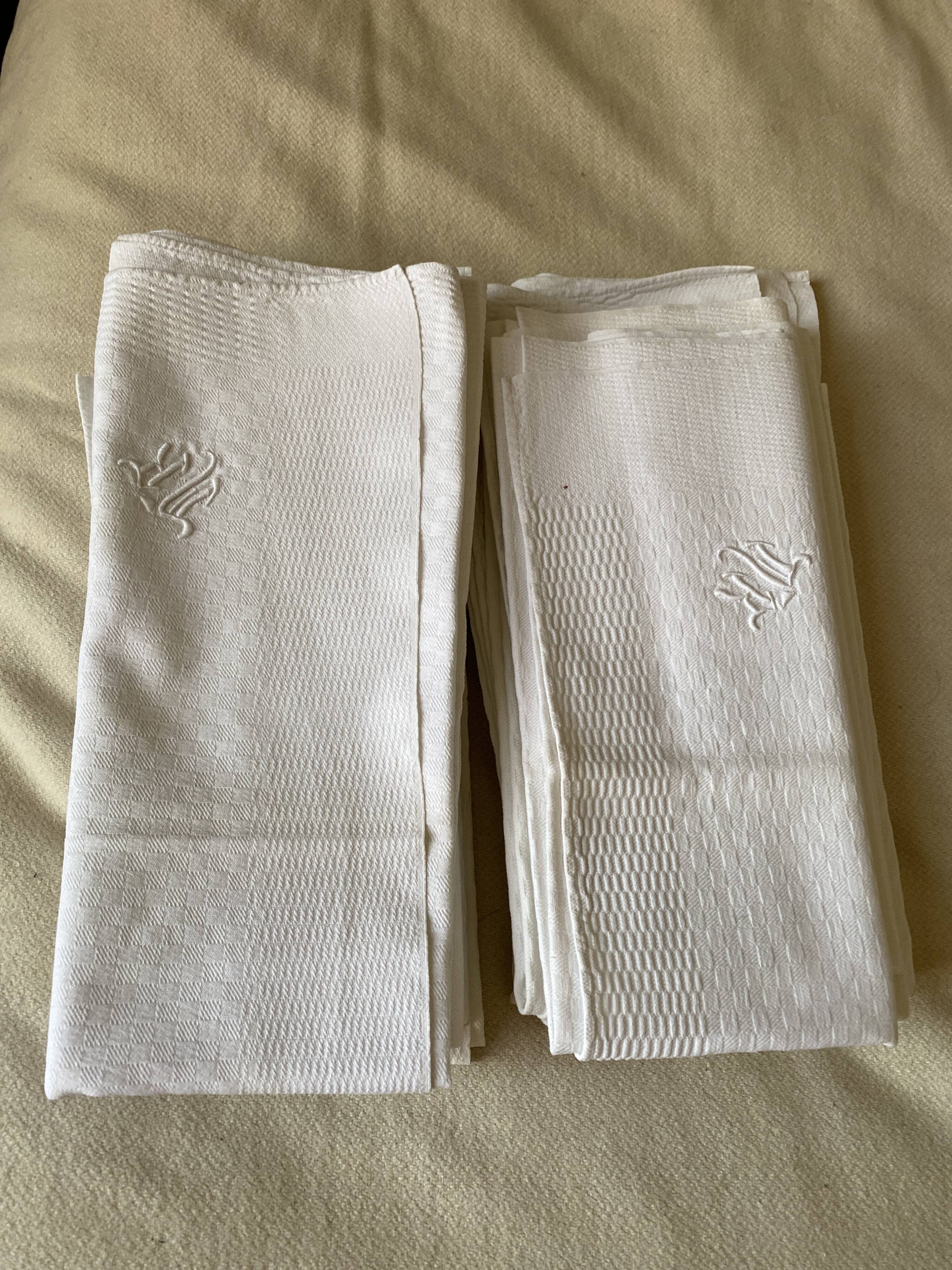 Lot de serviettes monograme MR