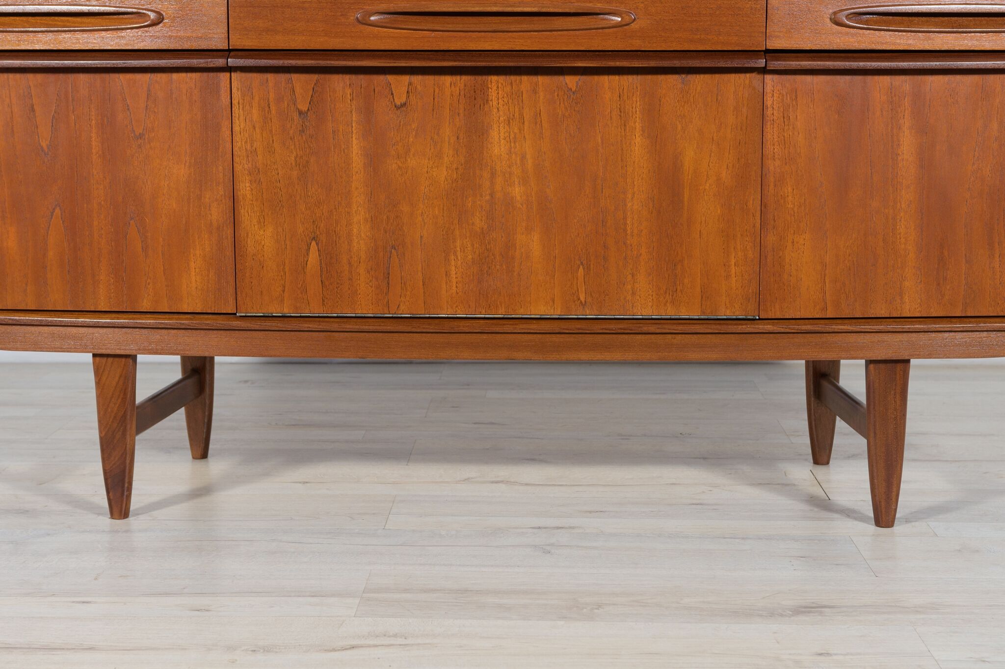 Mid-century british teak sideboard, 1960s