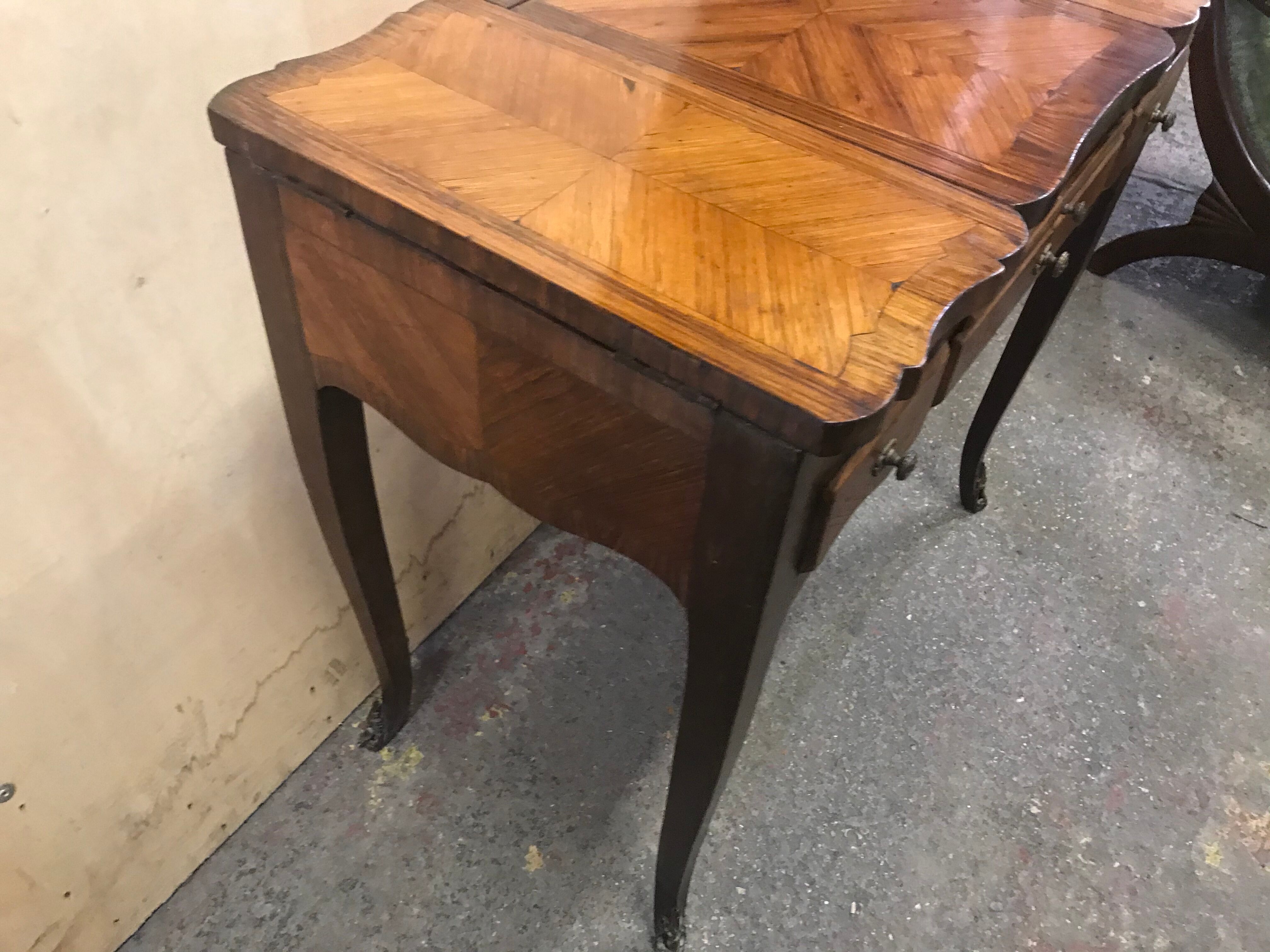 Hairdresser Louis XV style marquetry