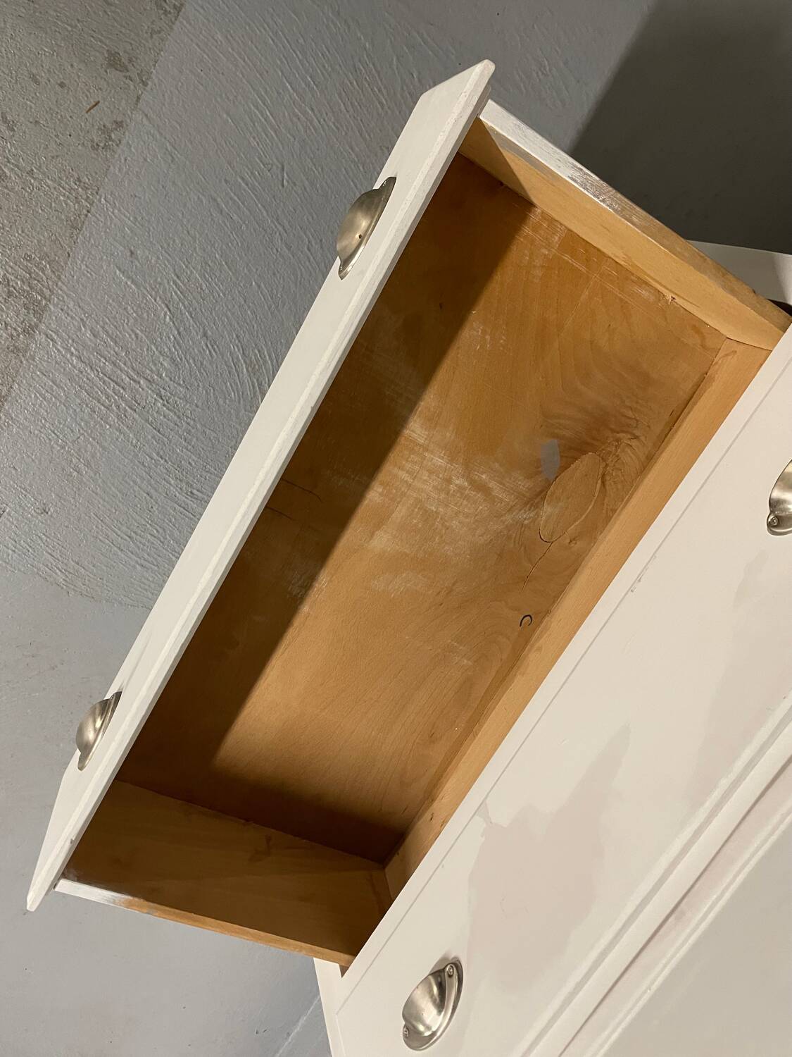 Vintage chest of drawers