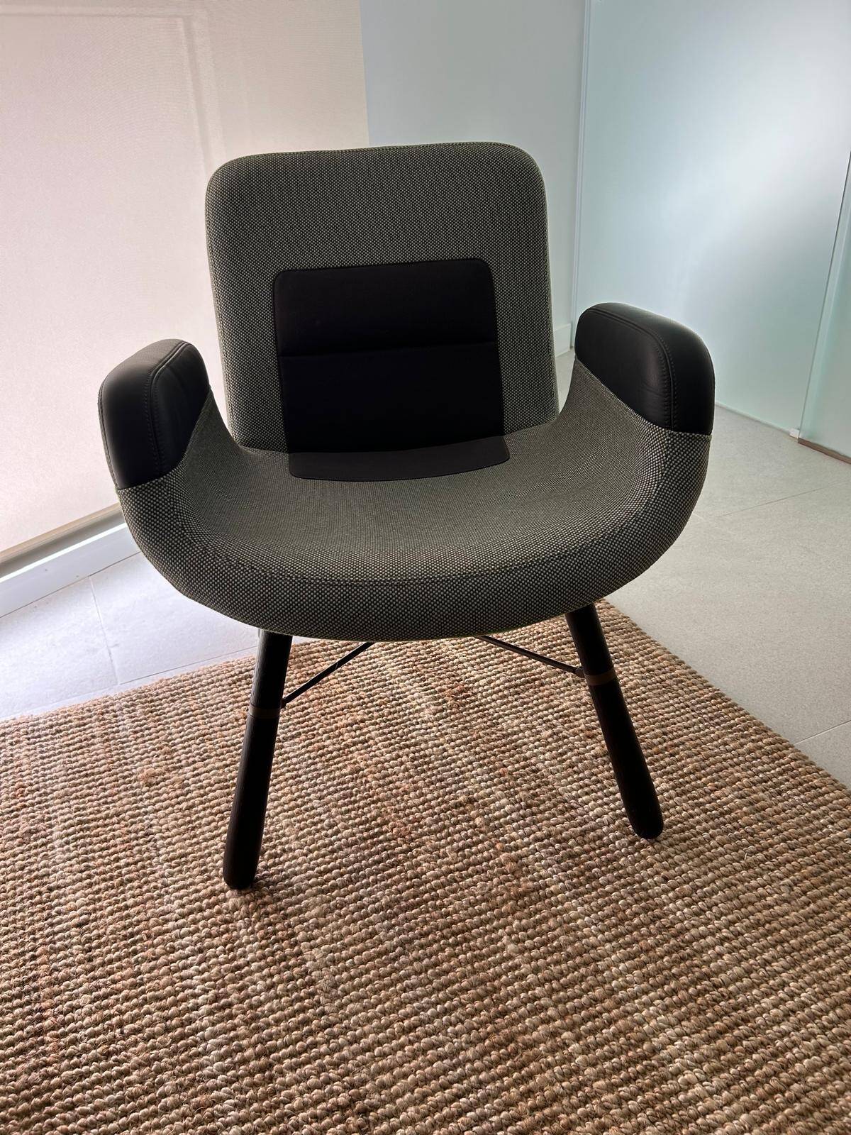 East River armchair