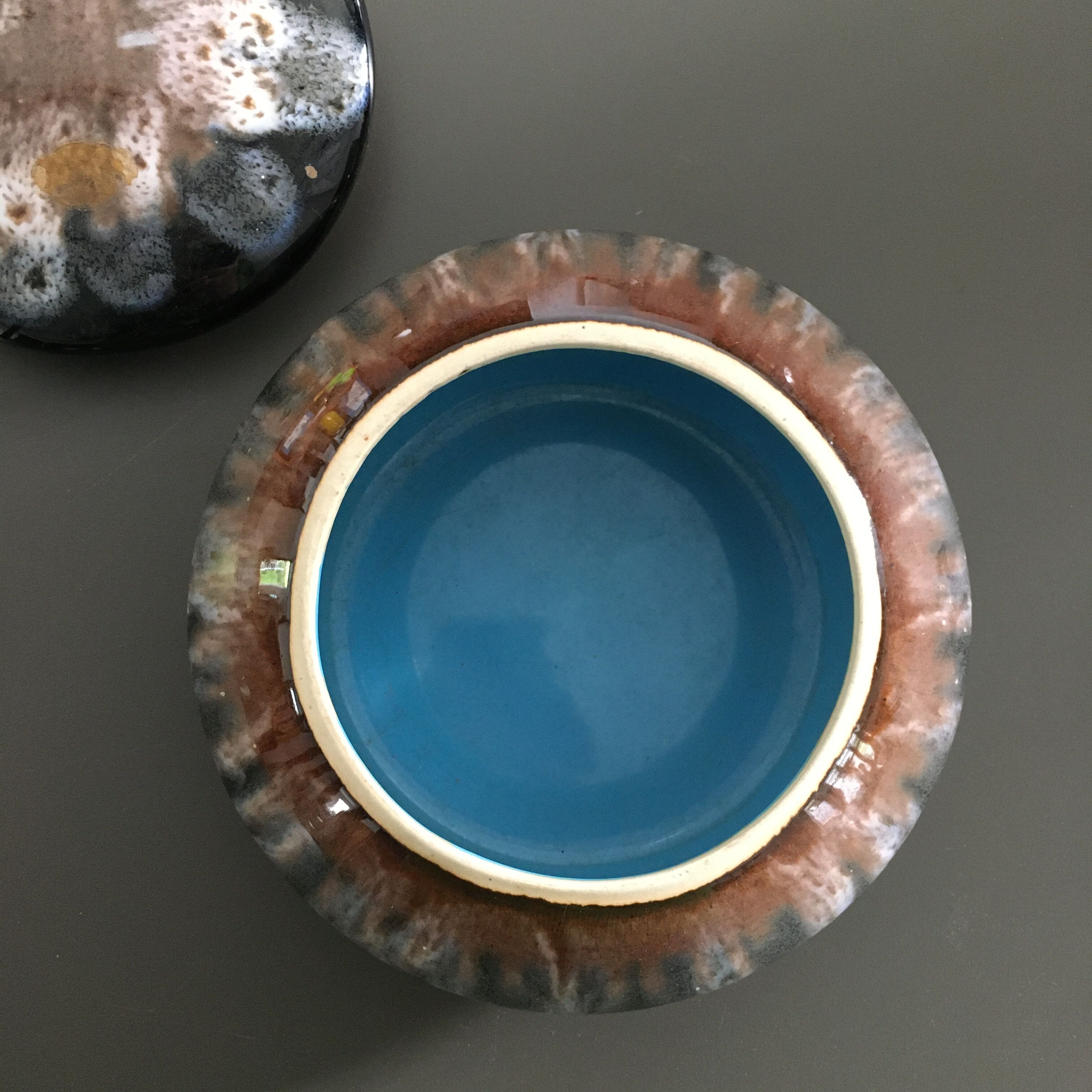 Empty box pocket torched