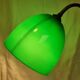 Lampe globe opaline verte