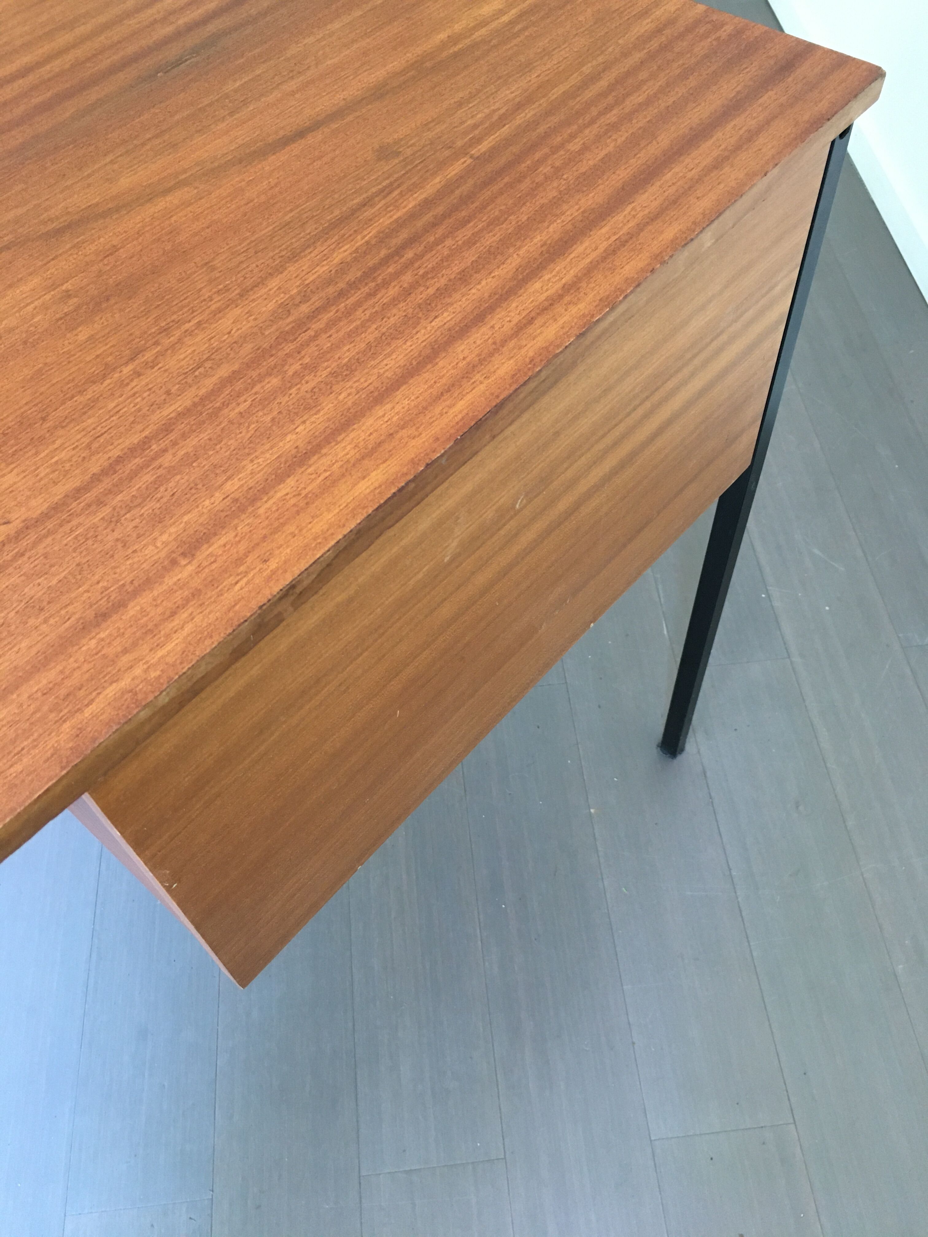 Desk by Pierre Guariche for meurop - 1950s