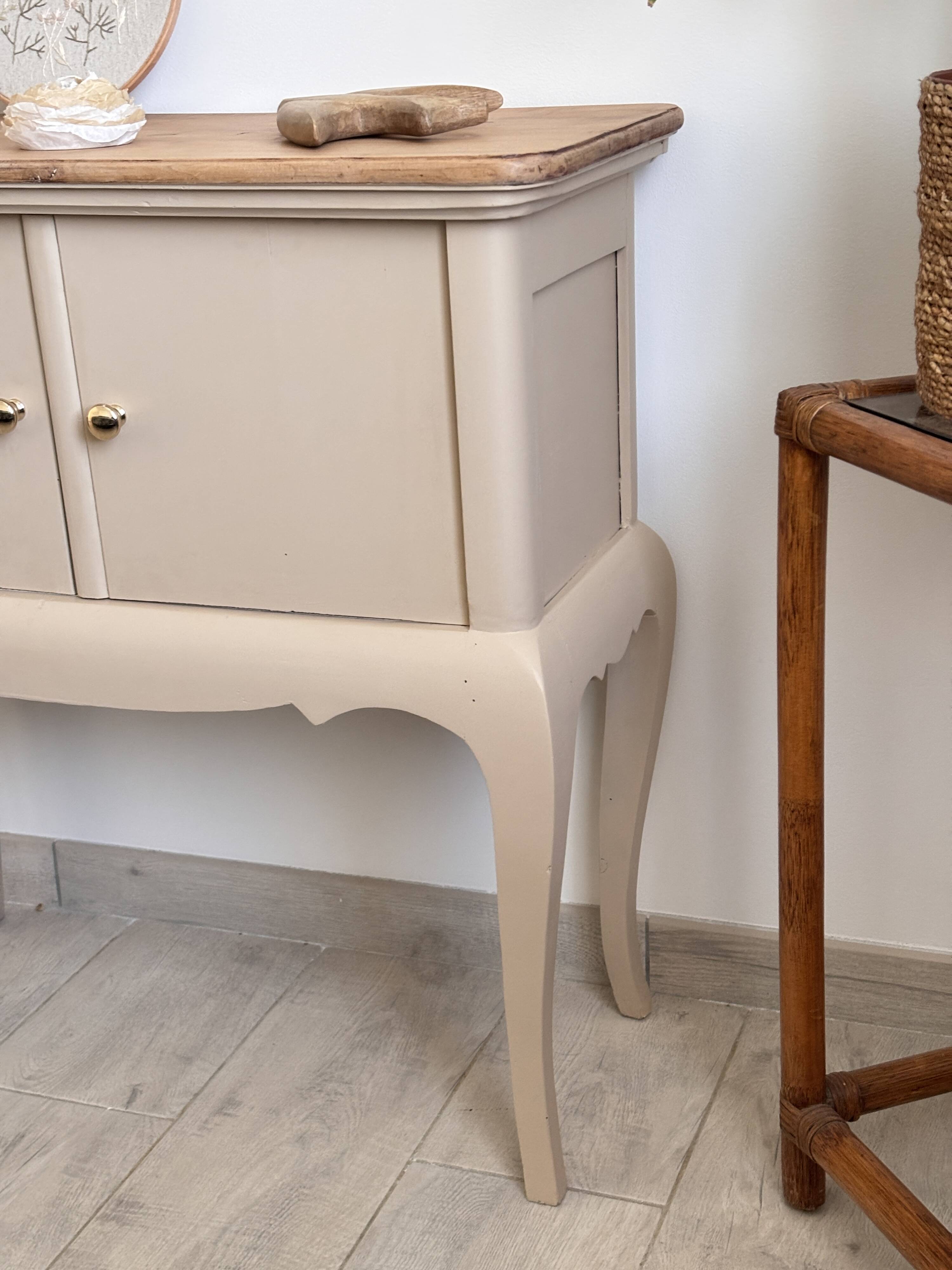 Small accent furniture / cream beige chest of drawers natural wood – chic style