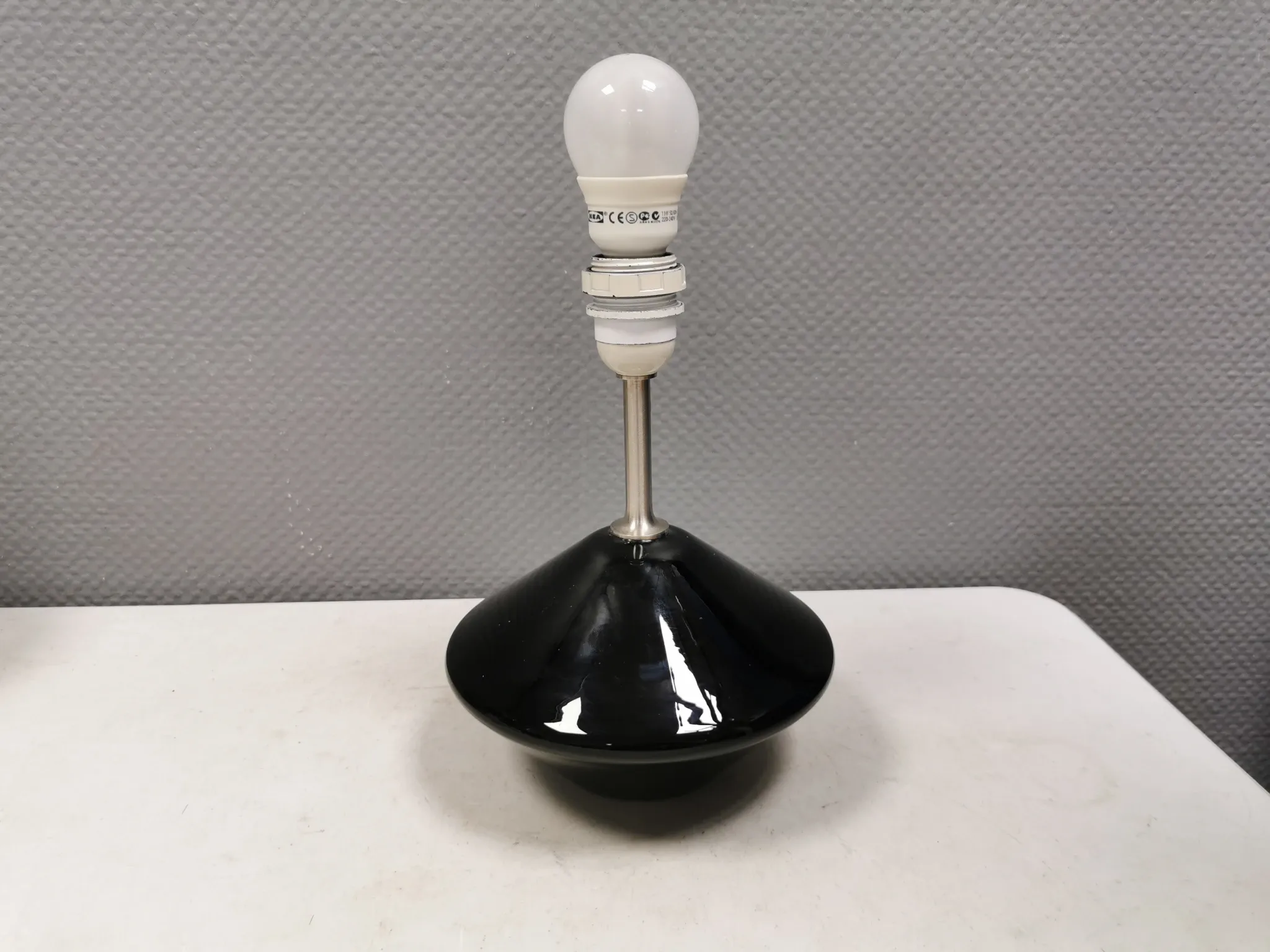 Lampe de table, modèle Astro, conçue en 1987 par Sidse Werner.