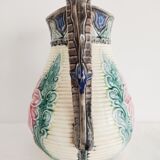 Pitcher dabbling around 1900