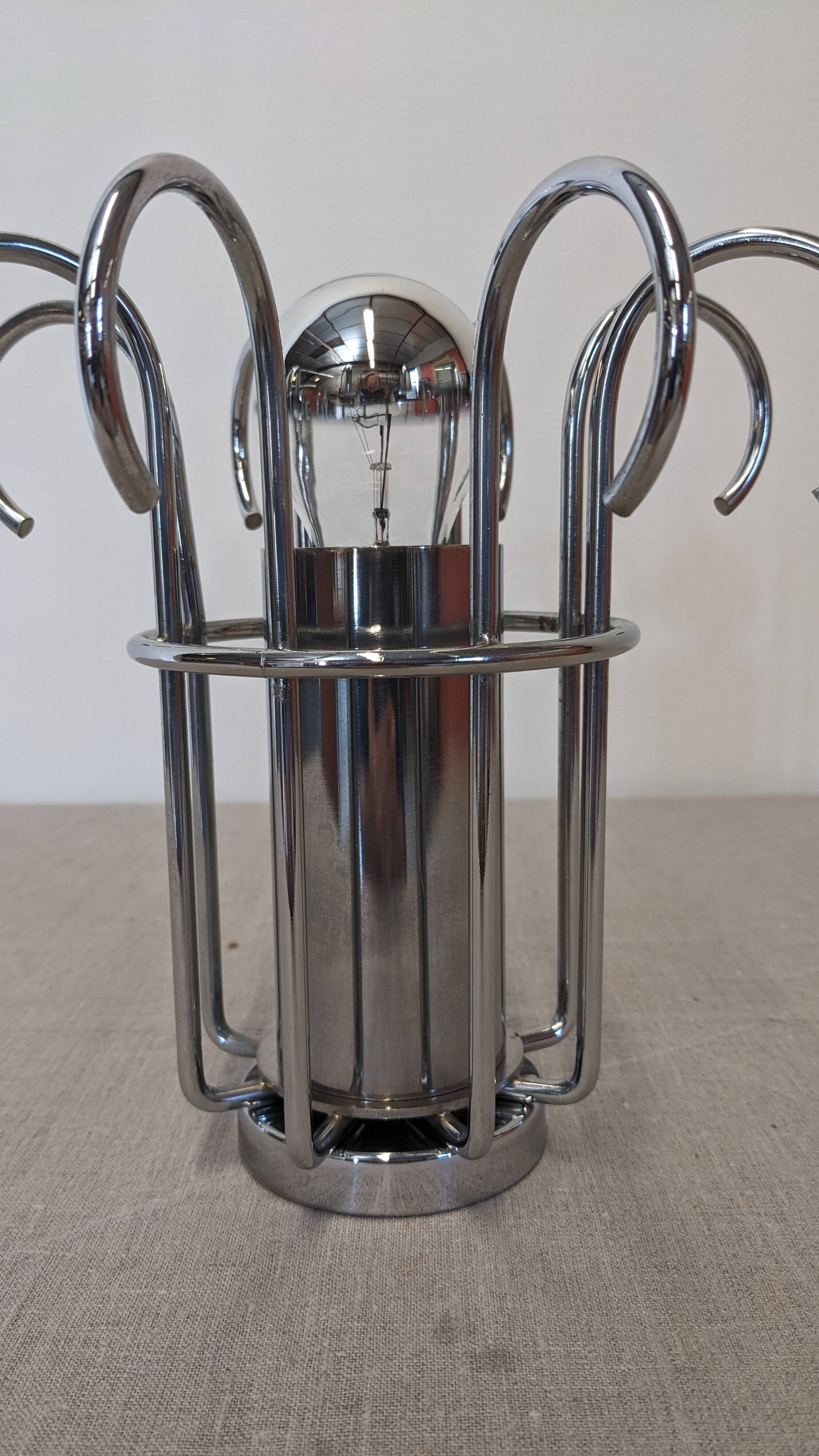 Modernist Space Age lamp in chrome metal from the 60s/70s