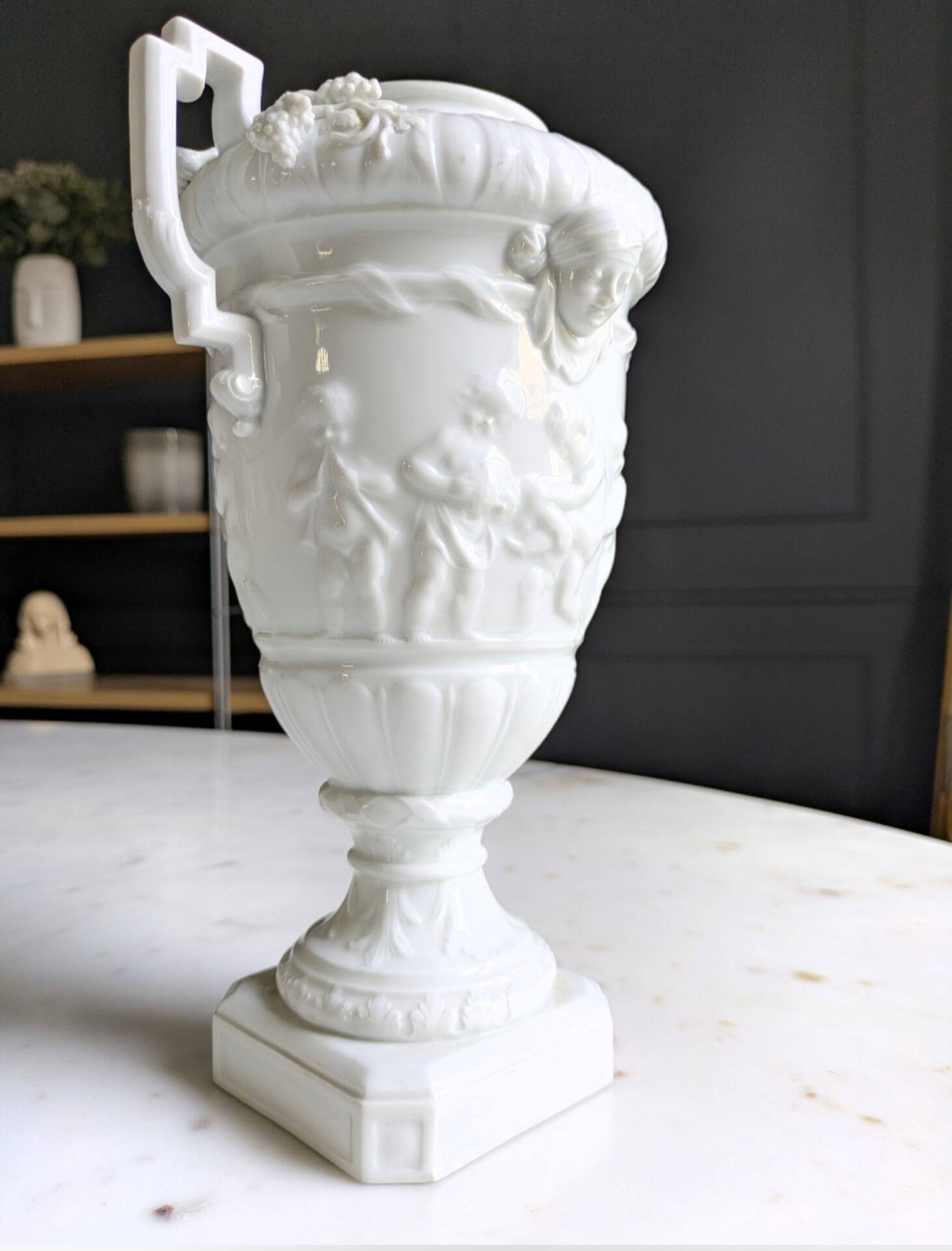 Ancient Médicis vase