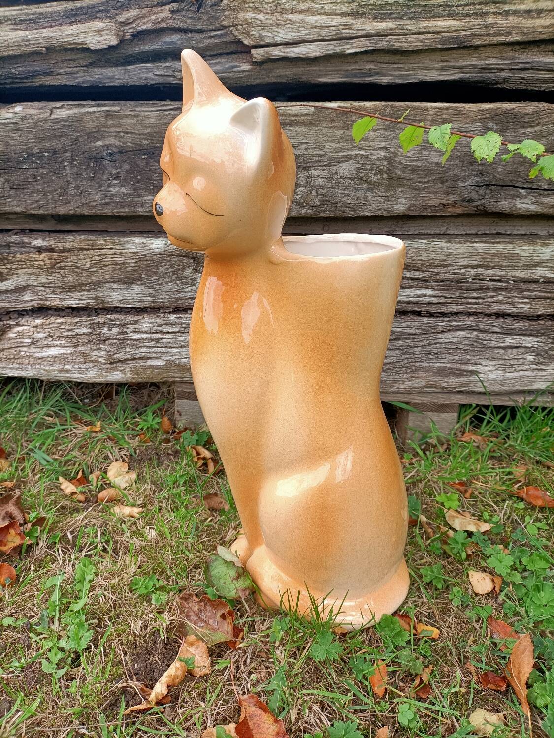 Ceramic cat umbrella stand