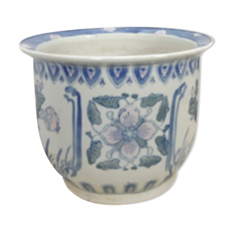 Patterned vintage flowerpot