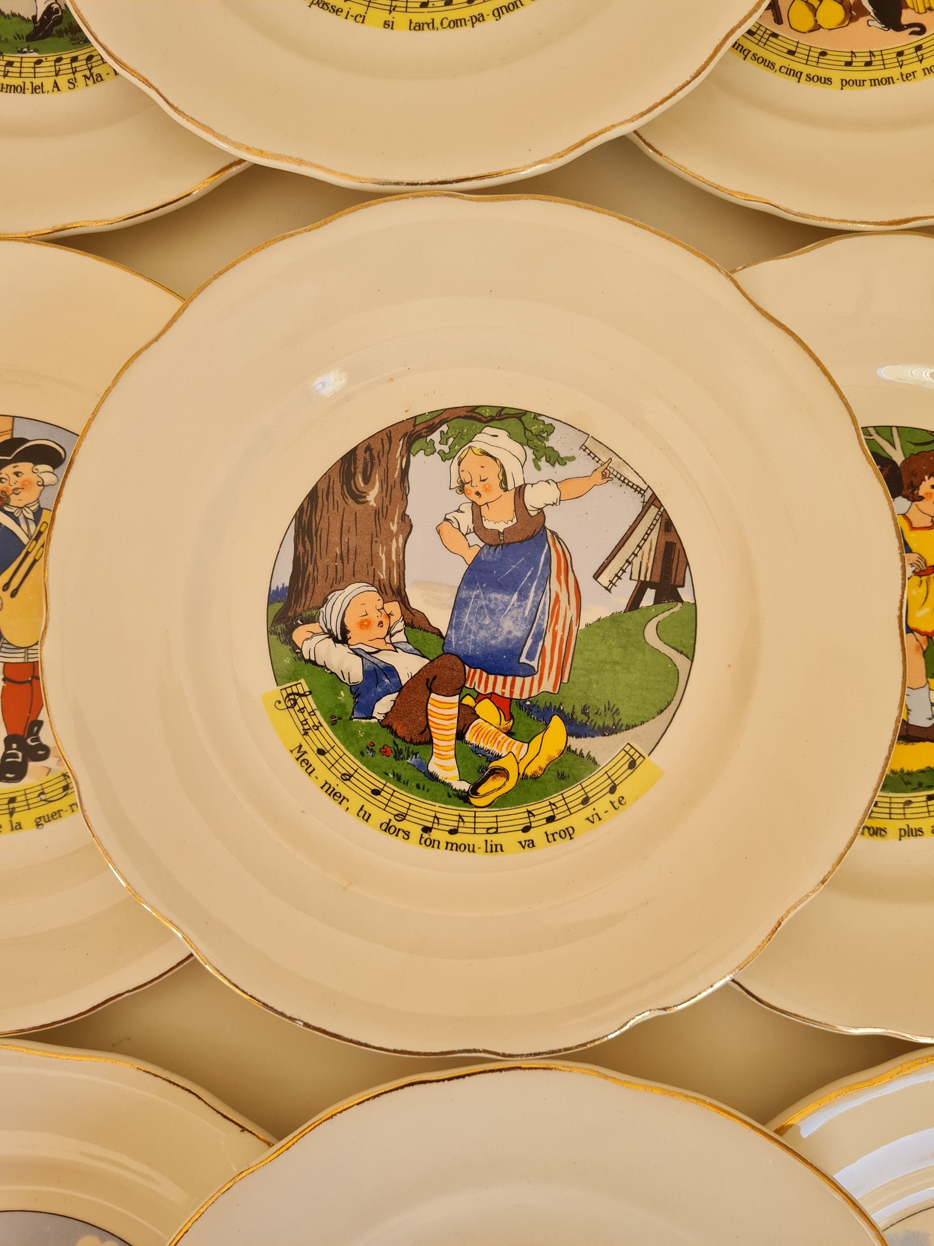Dessert plates nursery rhymes of digoin and sarreguemine