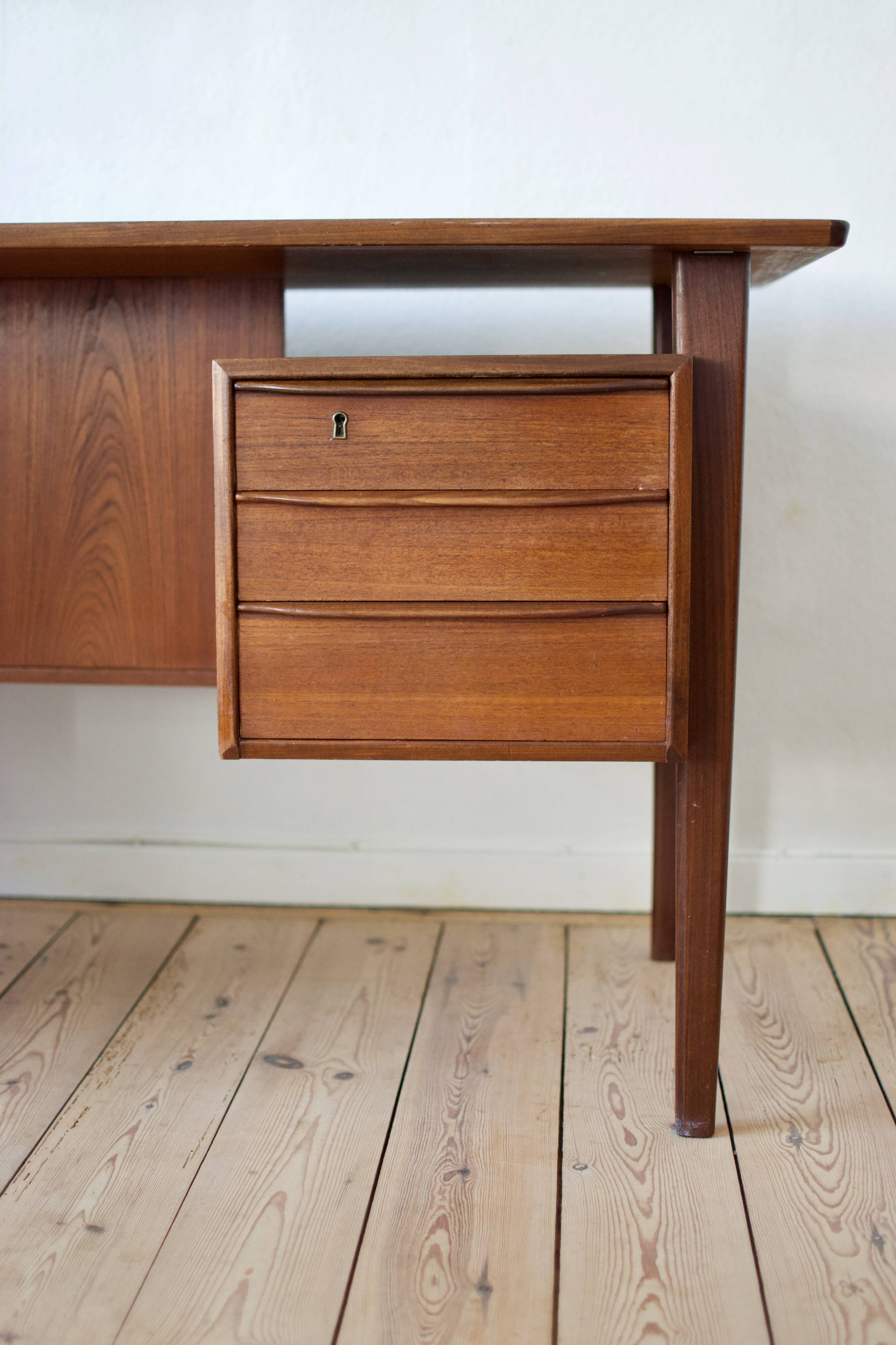 Danish Mid-Century Teak 'Floating' Desk, 1960s