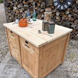 Central island / Saucepan storage unit