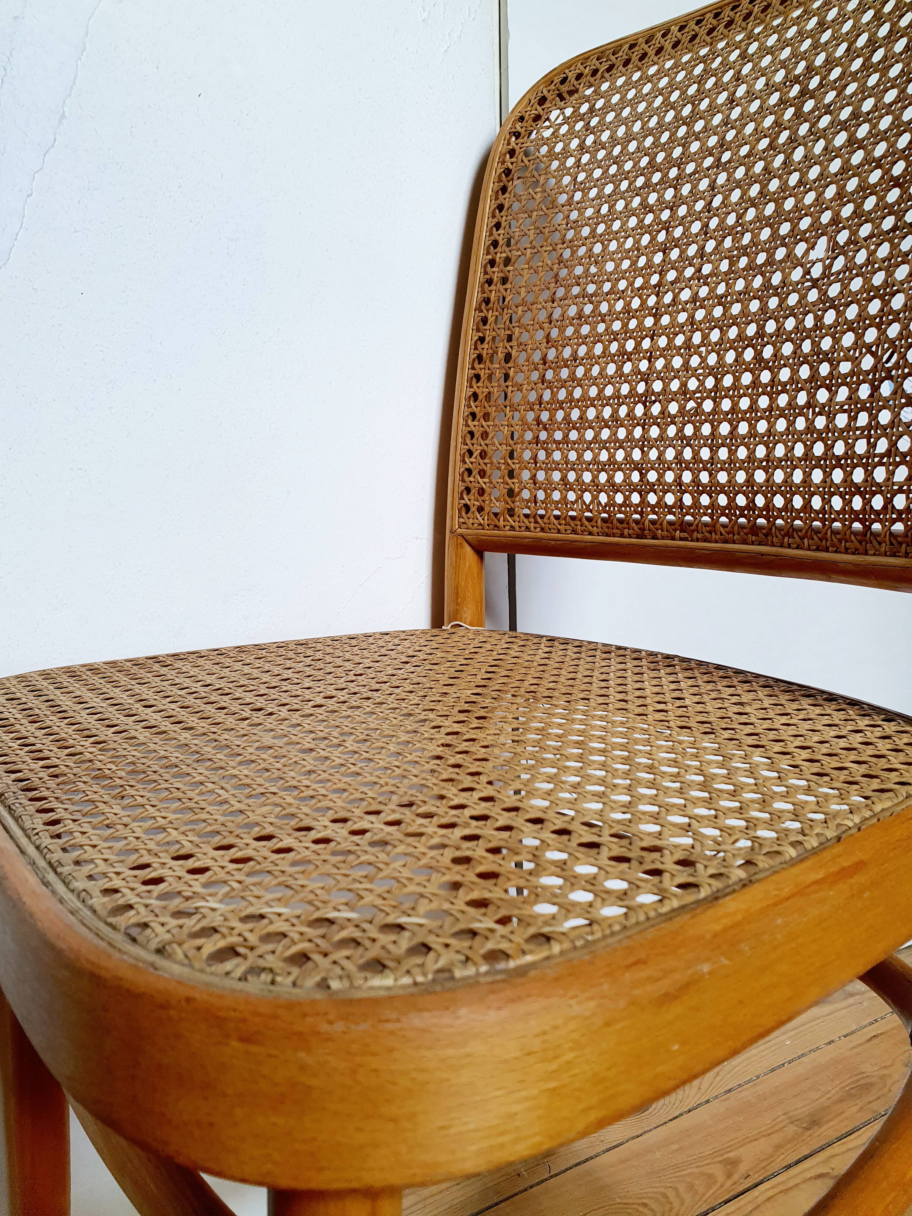 Chaise cannée 811 de Josef Hoffman pour Thonet