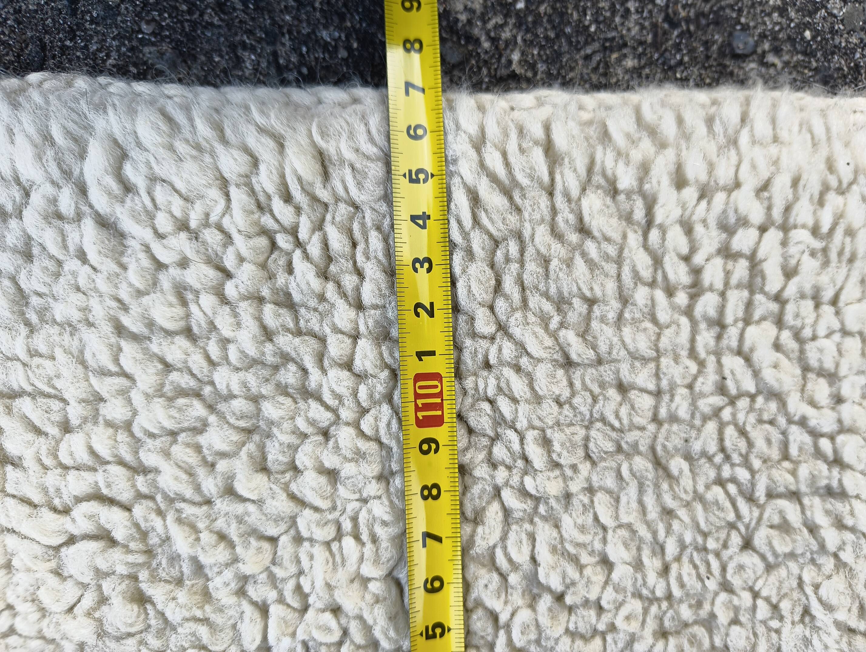 wool Pop Art carpet from the 70s