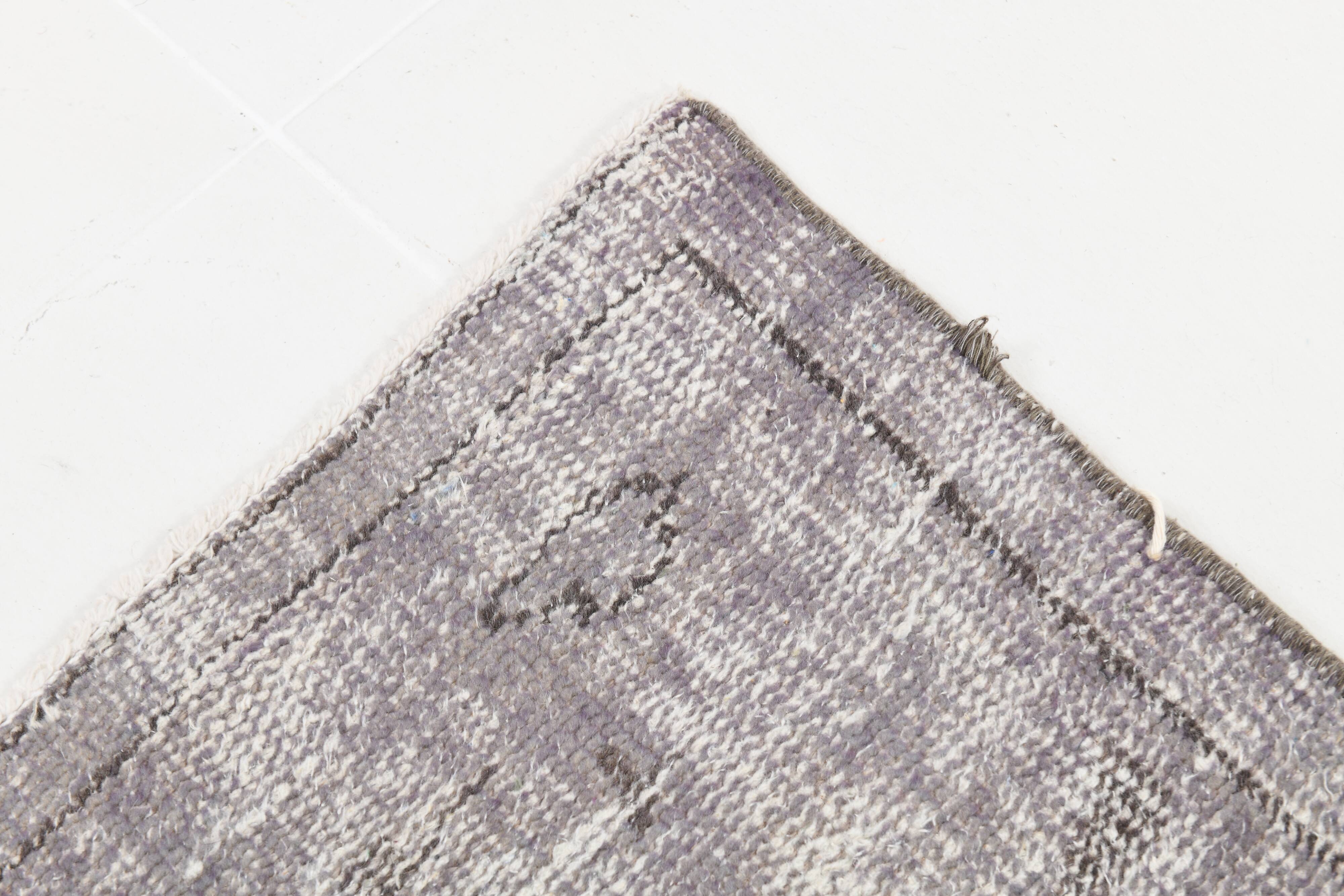 Gray handmade vintage rug 174x294cm