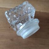 Glass whiskey decanter