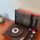 Tourne disque portable vintage année 60 Thomson.