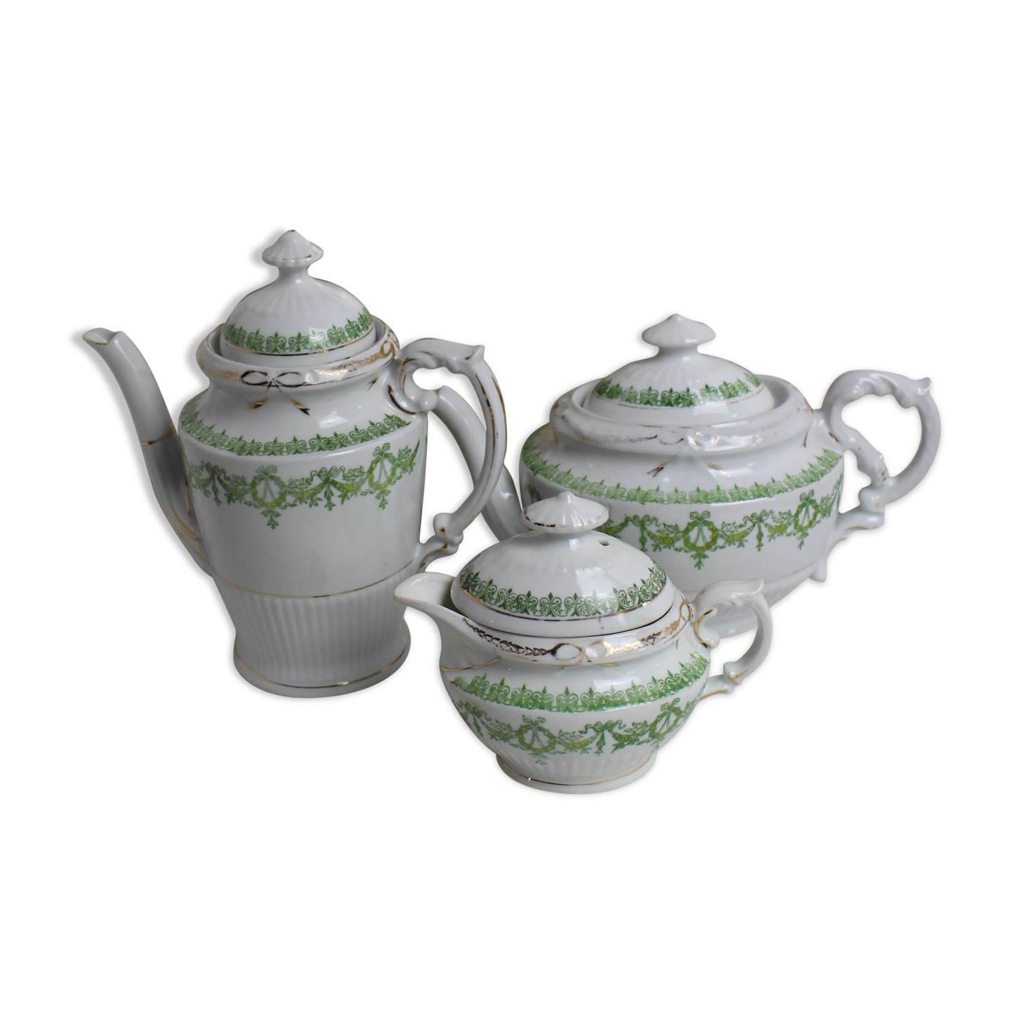 19th century porcelain coffee/teapot service