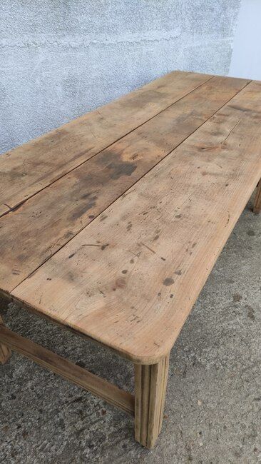 Farmhouse table