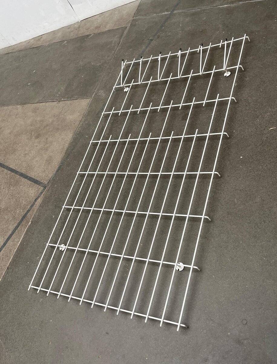 Minimalist German rope coat rack from the mid-century, 1960s.