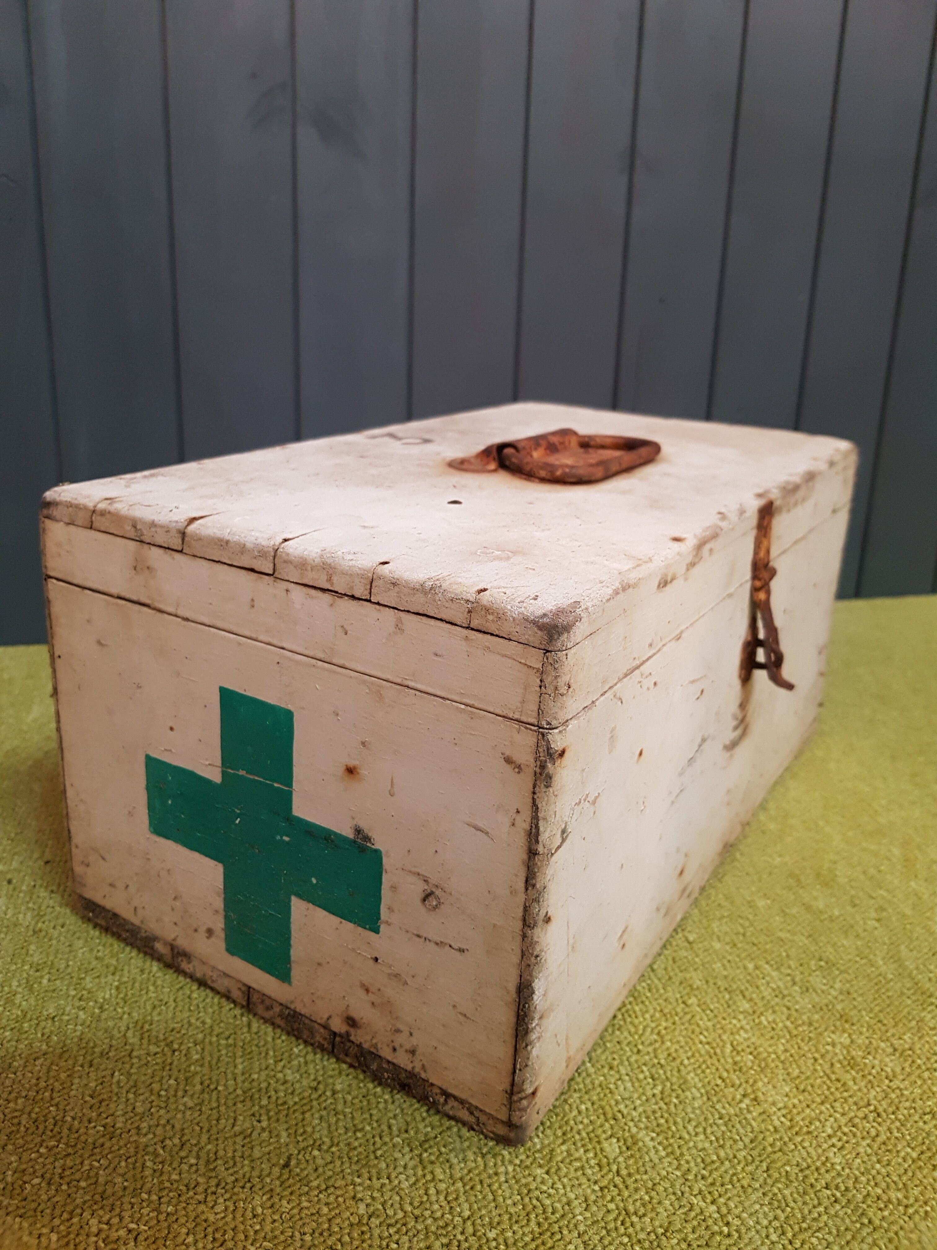 Wooden box