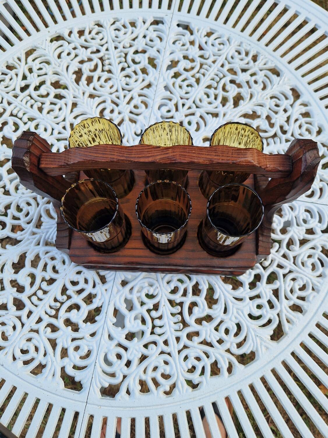 Service de 6 verres vintage ambrés avec porte-verres en bois